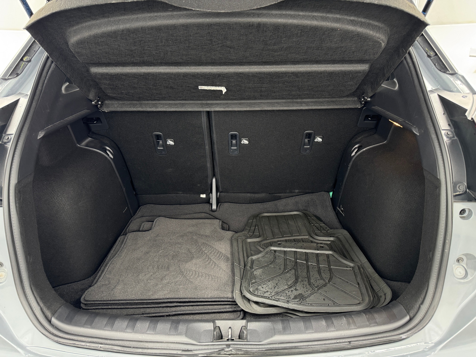 Thumbnail: 2023 Nissan Kicks - 6