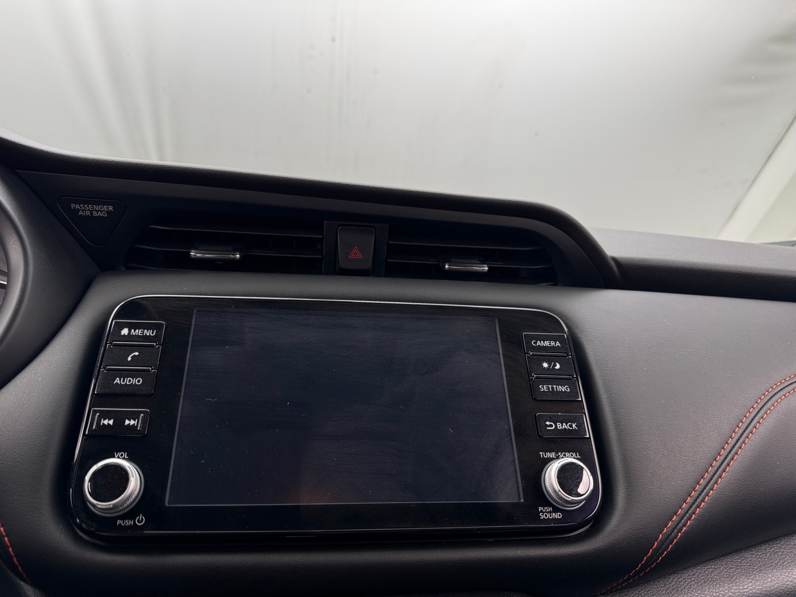 Thumbnail: 2023 Nissan Kicks - 3