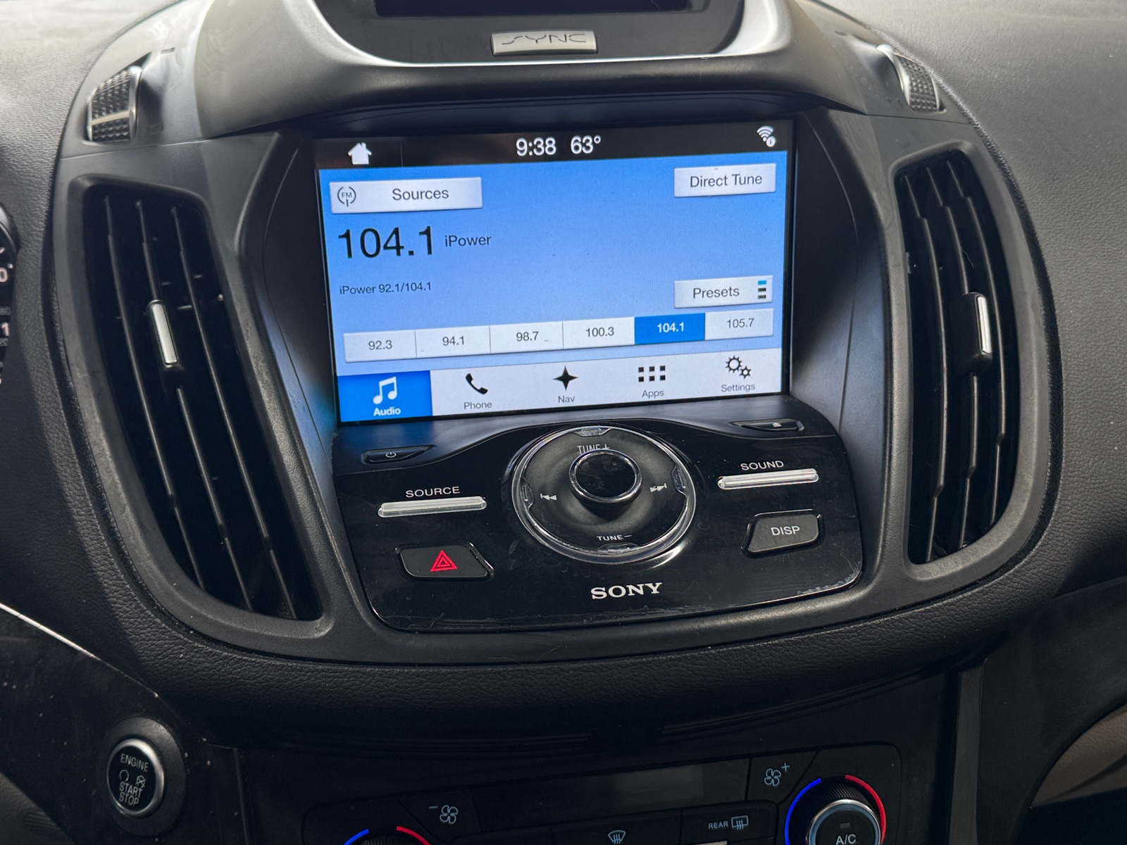 Thumbnail: 2017 Ford Escape - 3