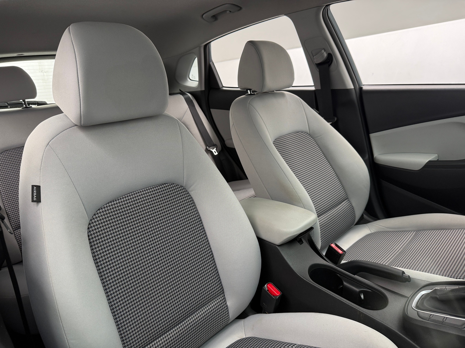 Thumbnail: 2022 Hyundai Kona - 2