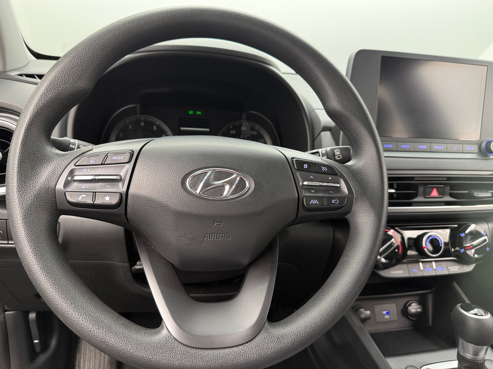 Thumbnail: 2022 Hyundai Kona - 5