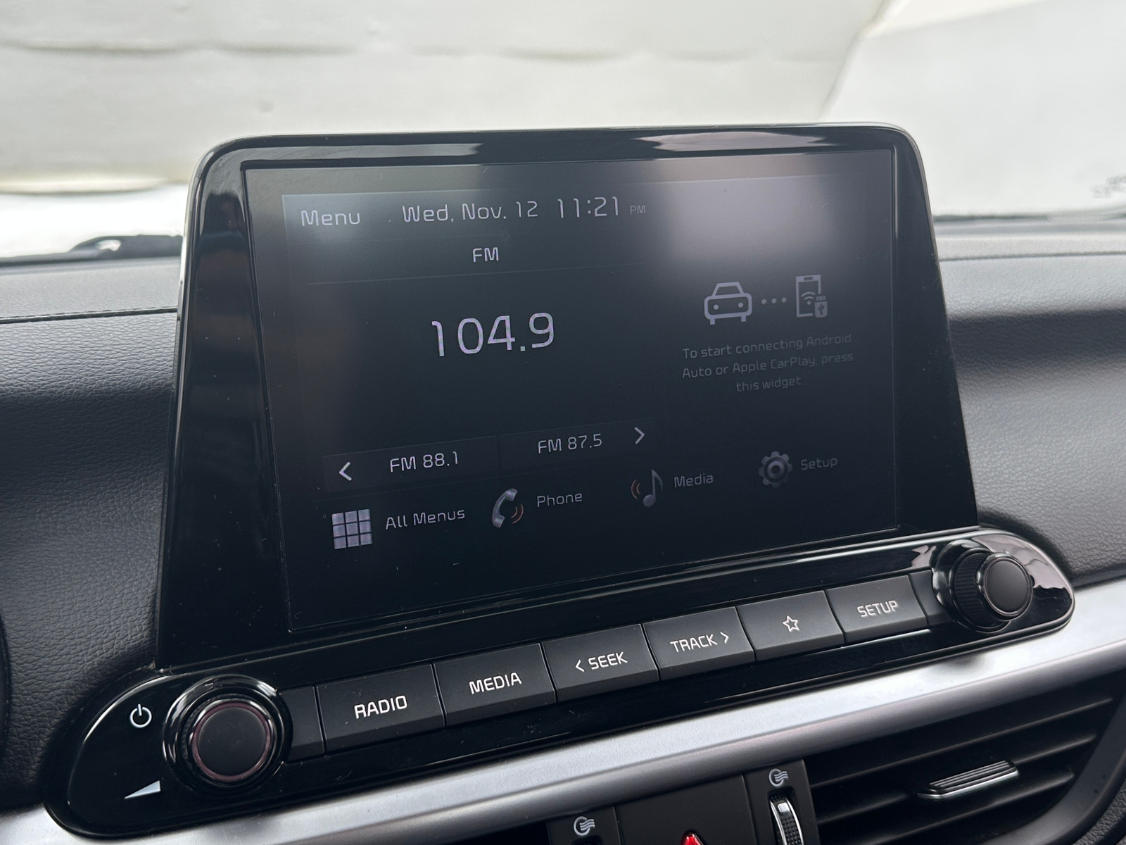 Thumbnail: 2024 Kia Forte - 4