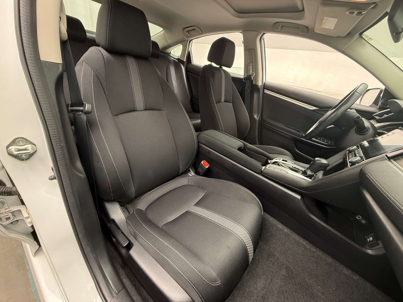 Thumbnail: 2019 Honda Civic - 2