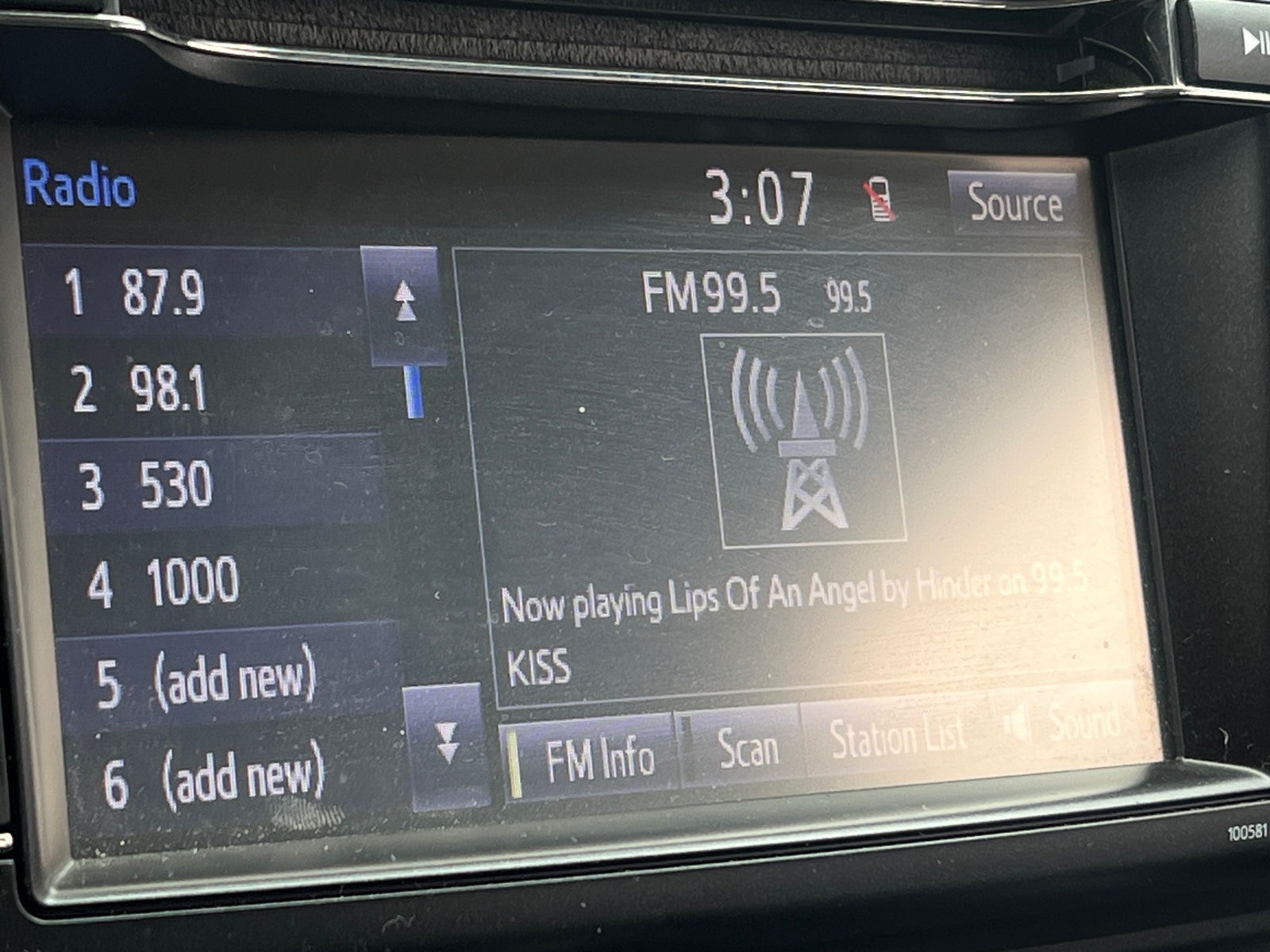 Thumbnail: 2018 Toyota RAV4 - 4