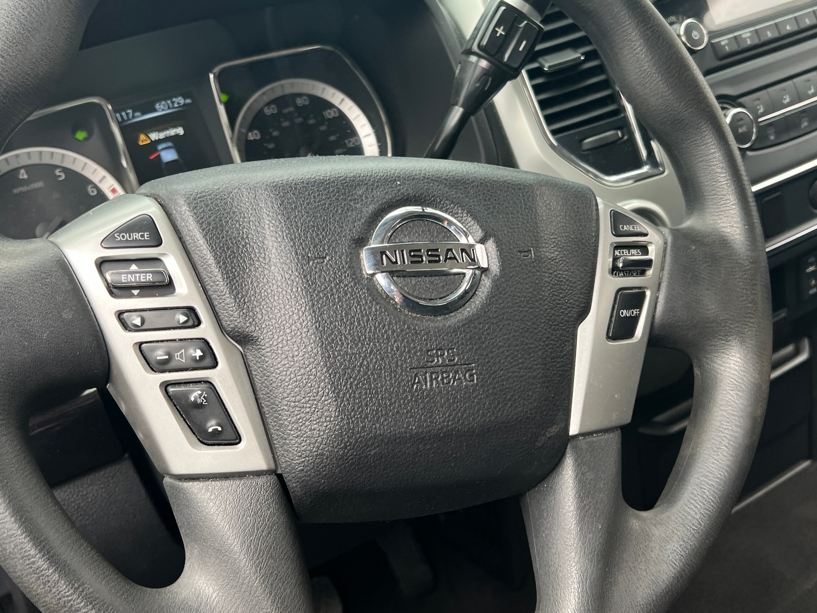 Thumbnail: 2017 Nissan Titan - 5