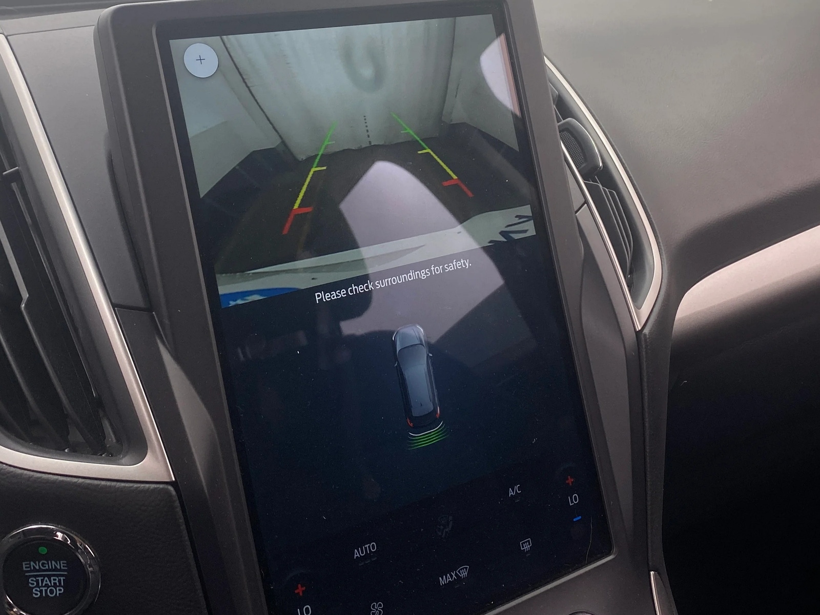 Thumbnail: 2021 Ford Edge - 4