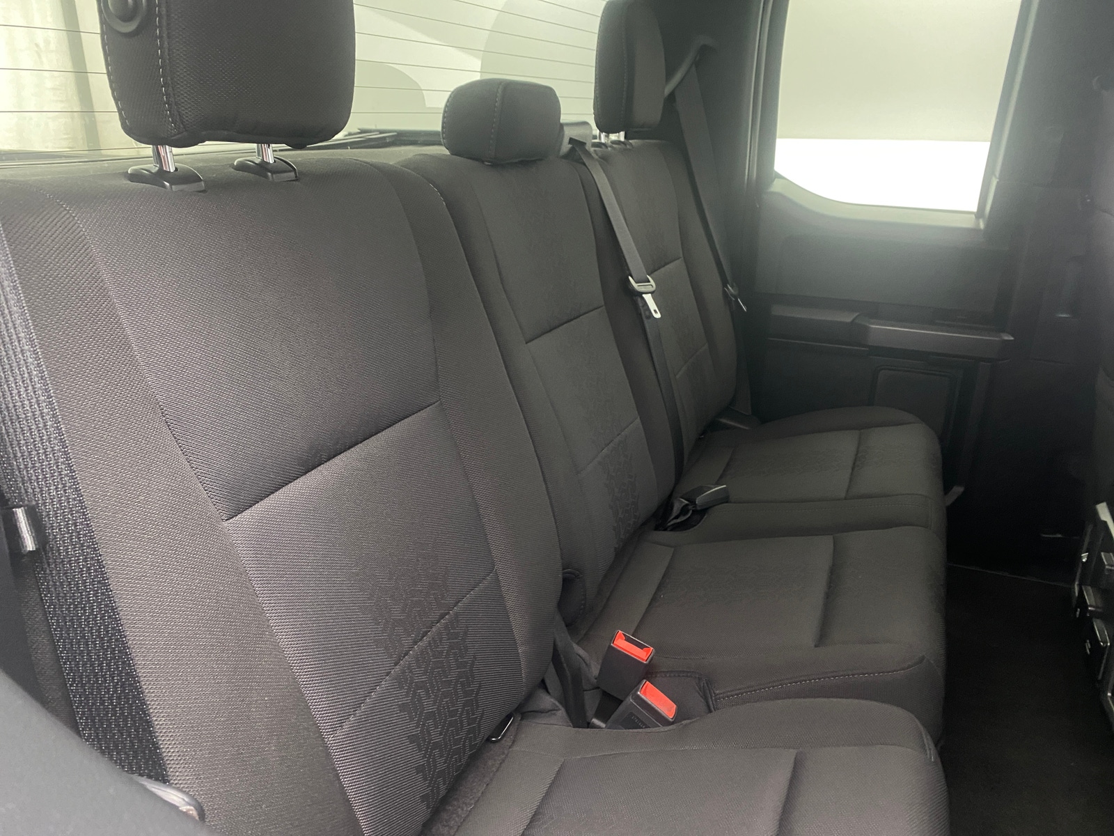 Thumbnail: 2018 Ford Econoline - 6