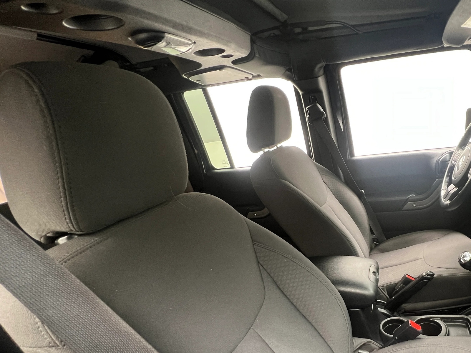 Thumbnail: 2016 Jeep Wrangler - 2