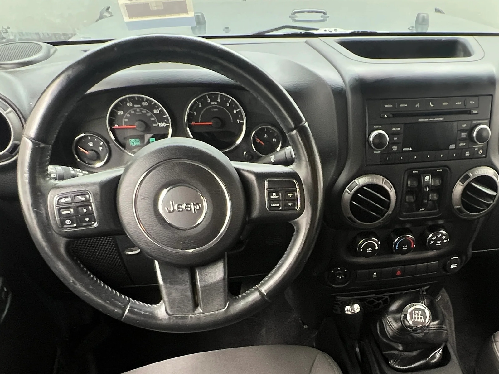 Thumbnail: 2016 Jeep Wrangler - 3