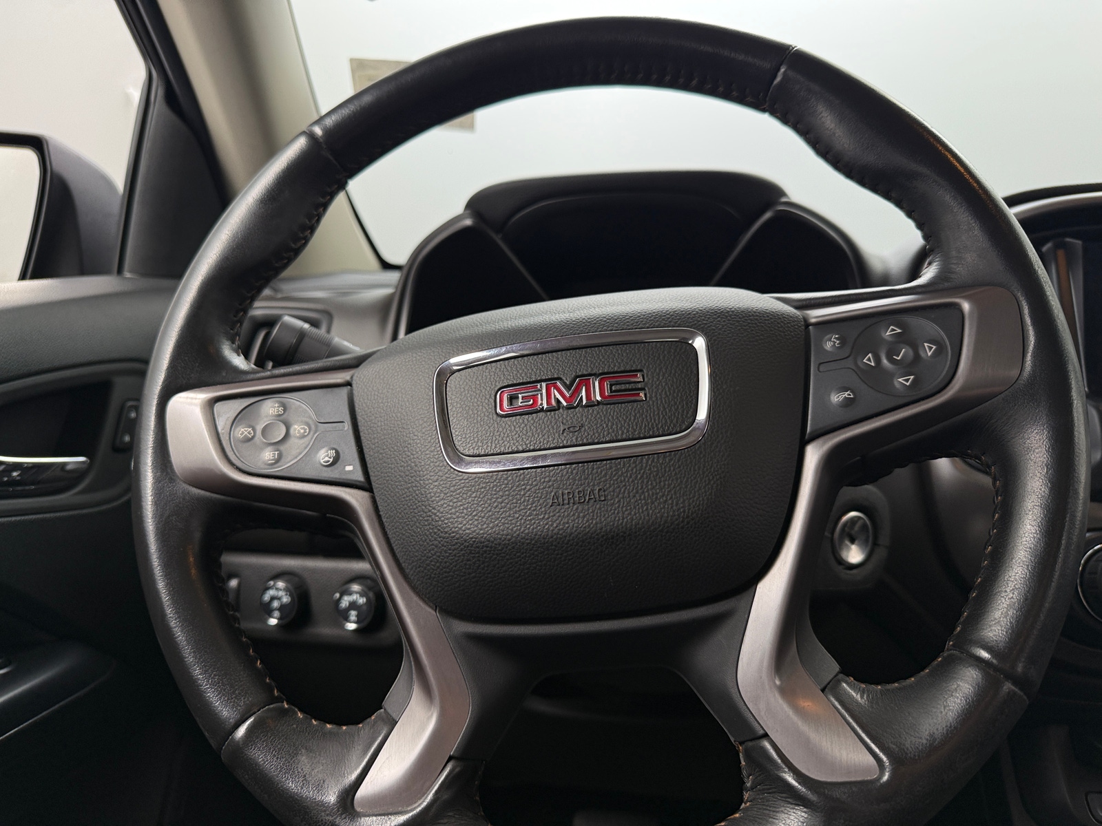 Thumbnail: 2022 GMC Canyon - 4