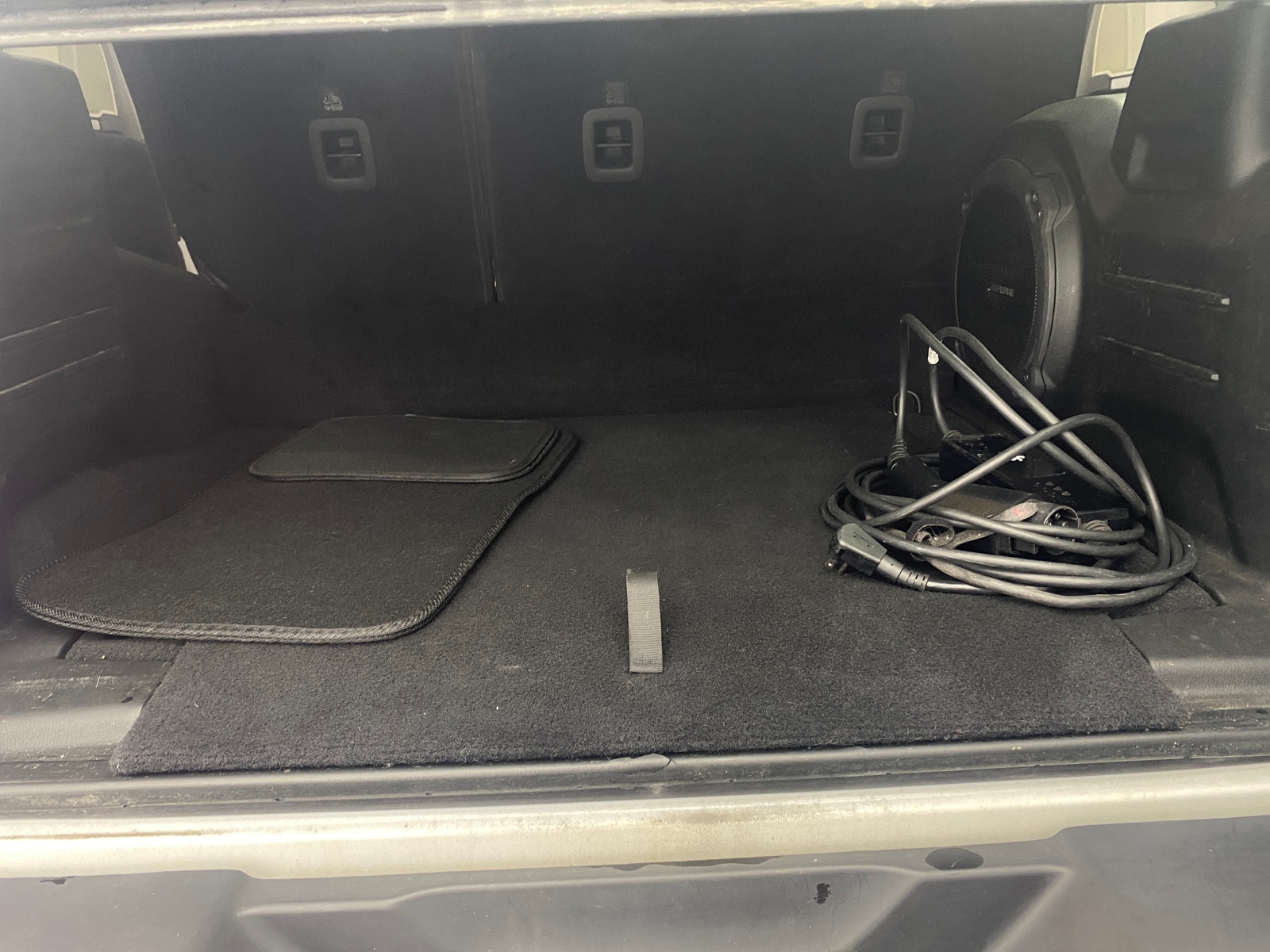 Thumbnail: 2021 Jeep Wrangler - 6