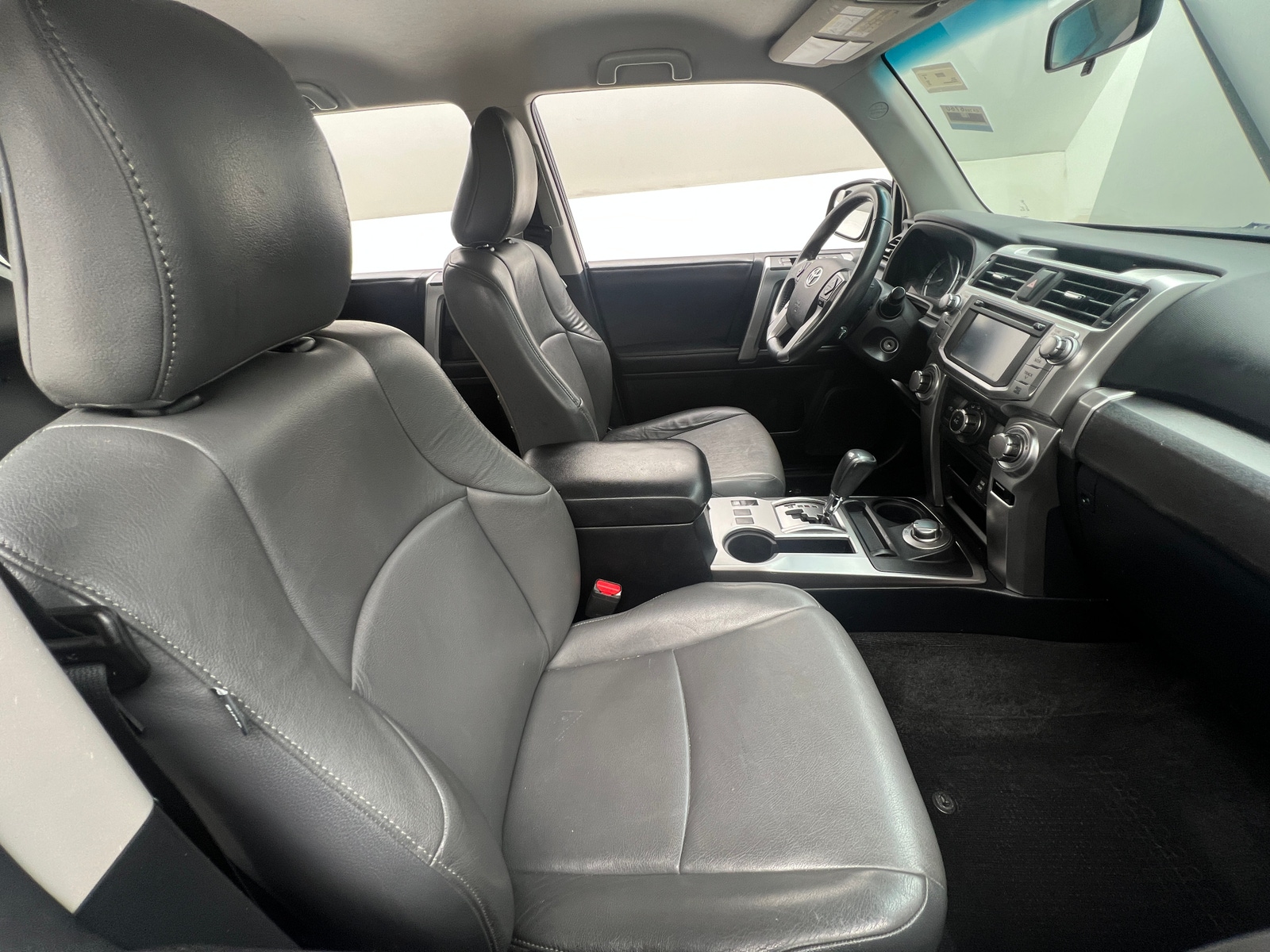 Thumbnail: 2016 Toyota 4Runner - 2