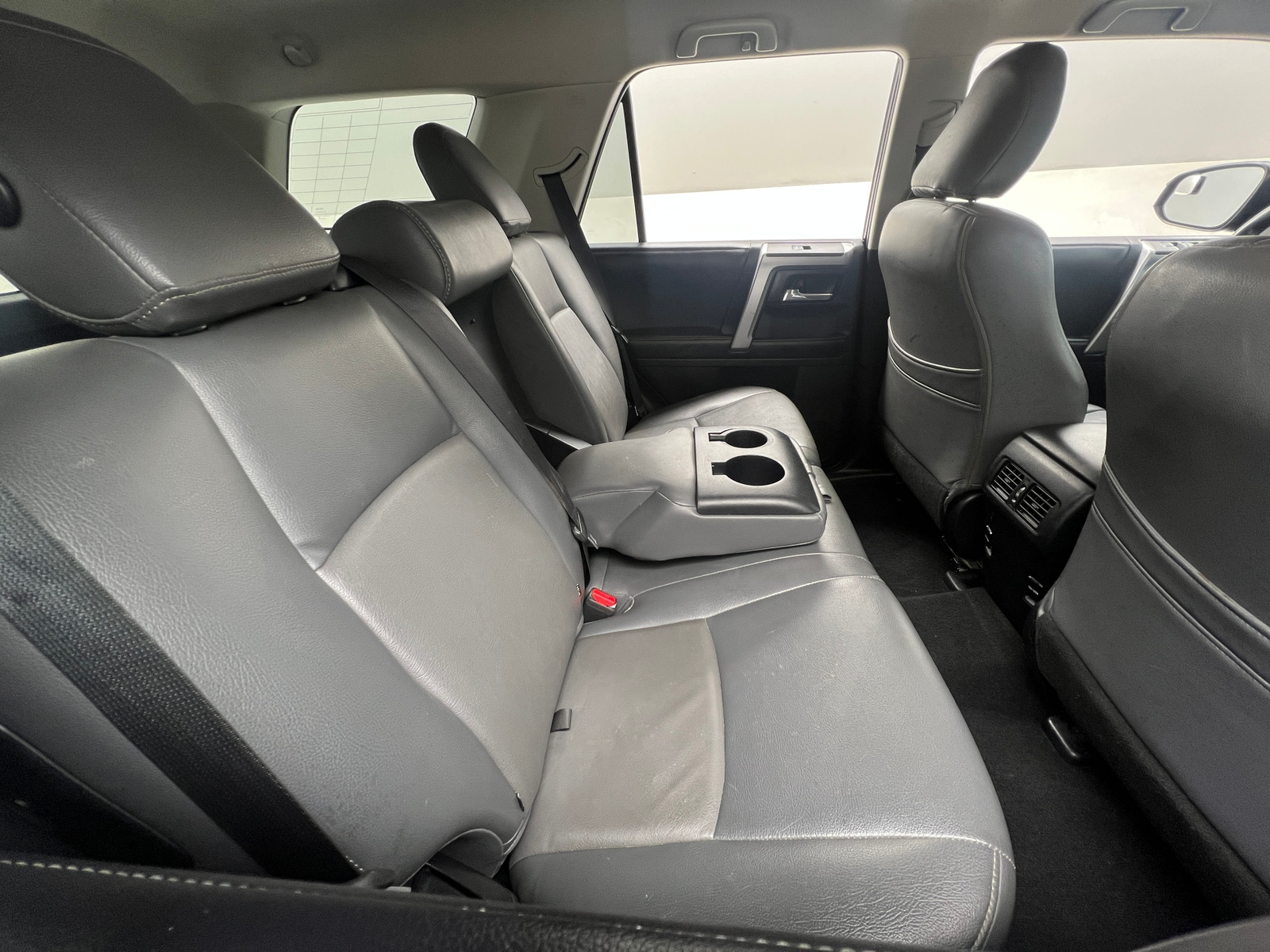 Thumbnail: 2016 Toyota 4Runner - 6