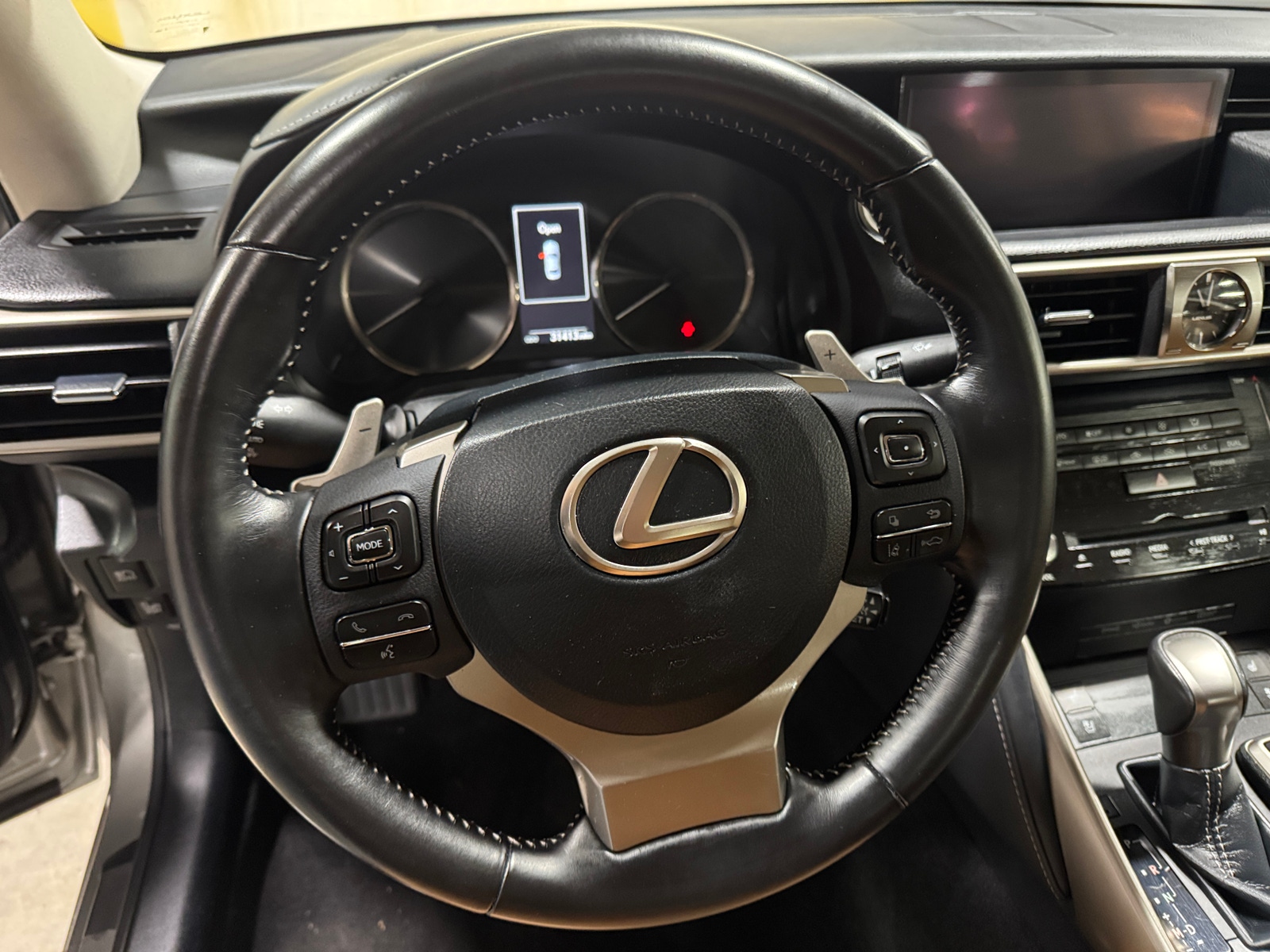 Thumbnail: 2018 Lexus IS - 4