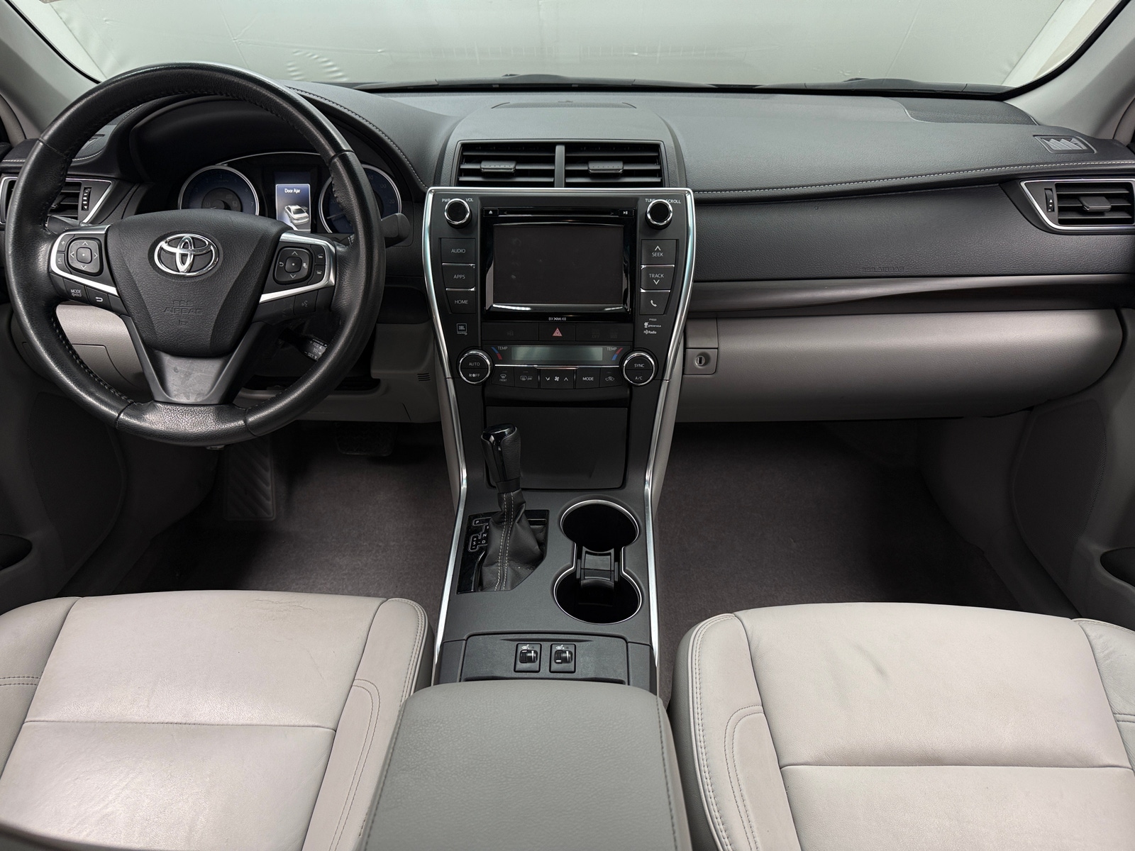 Thumbnail: 2017 Toyota Camry - 2