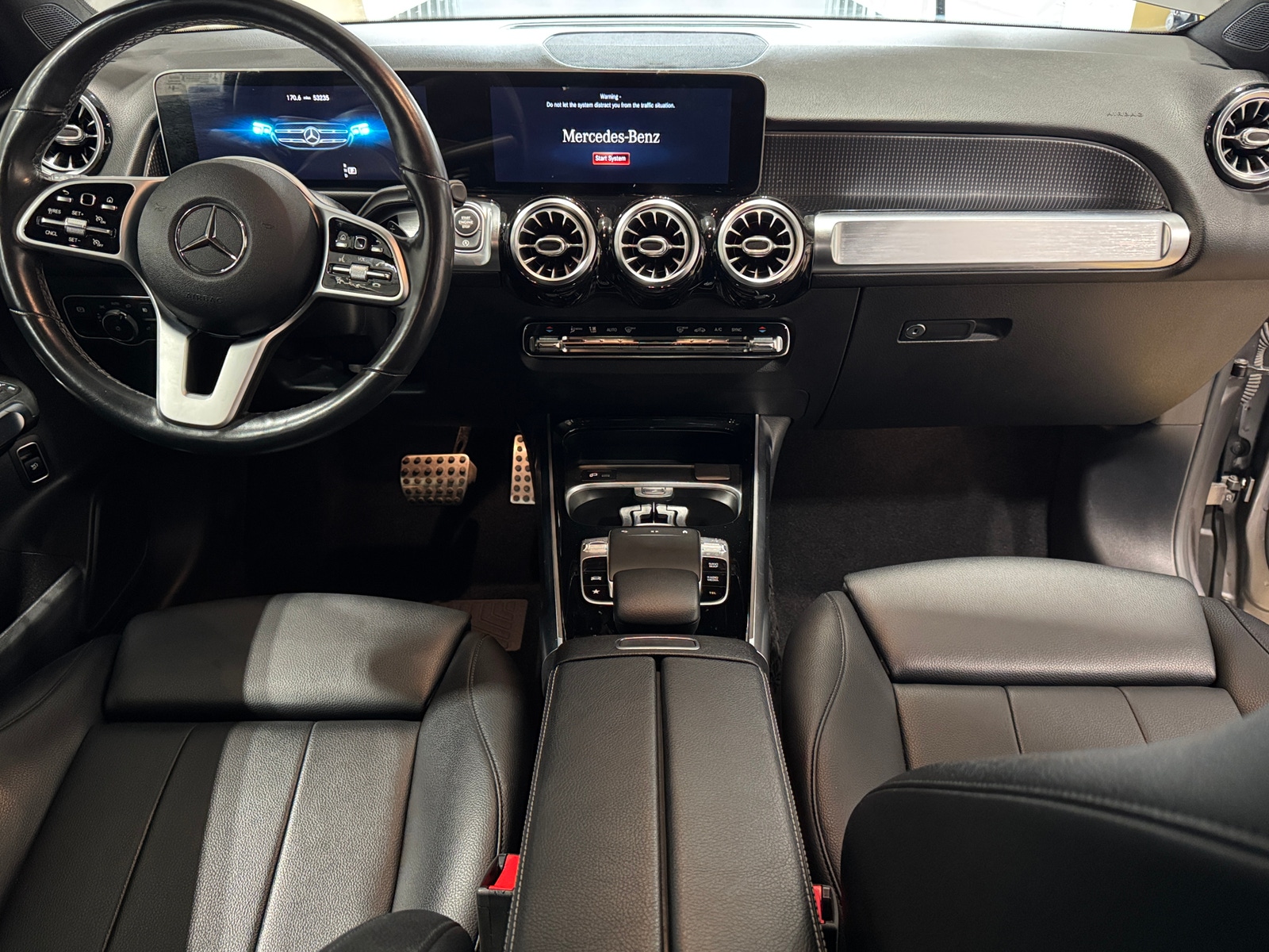 Thumbnail: 2020 Mercedes-Benz GLB - 2