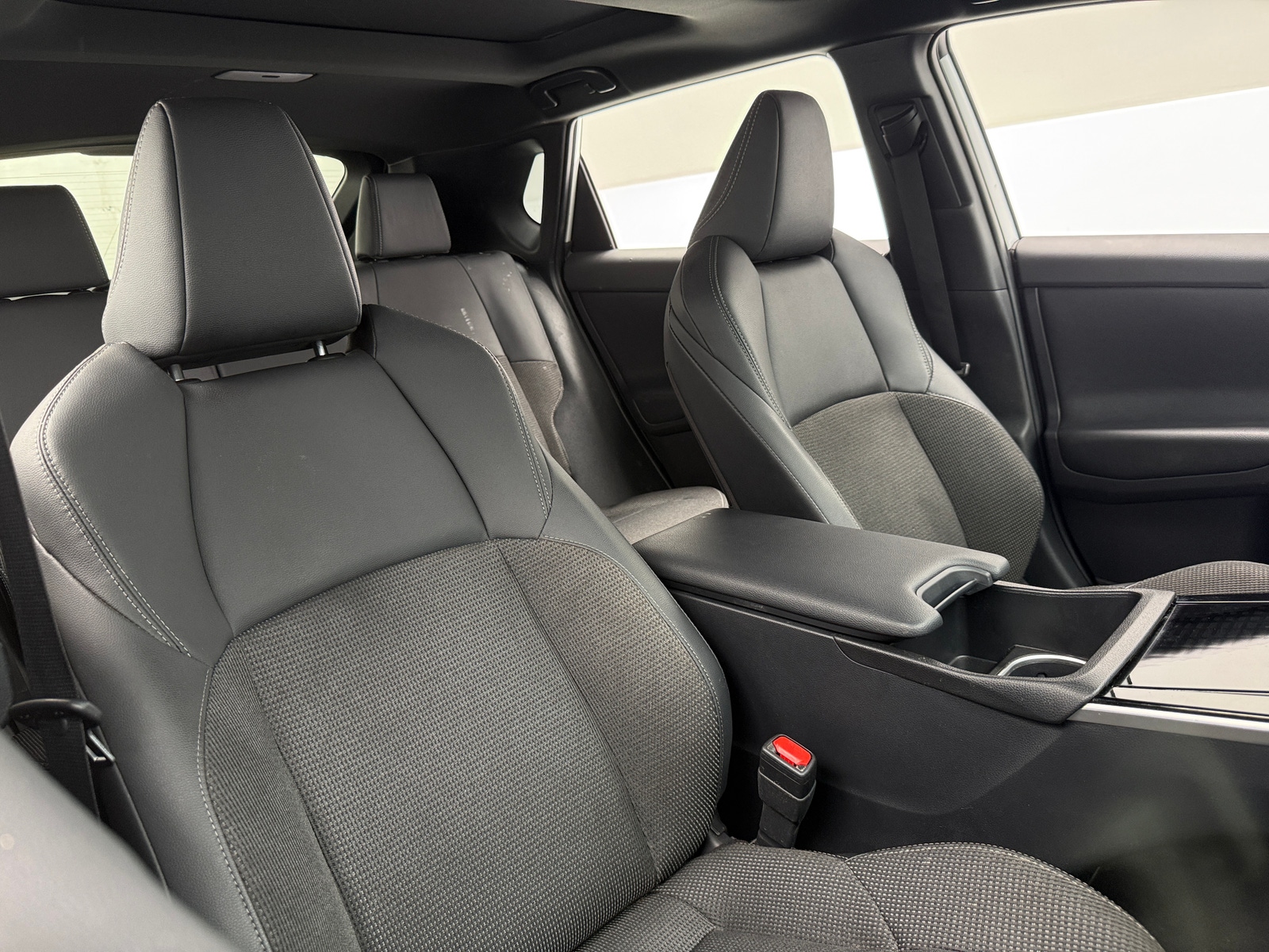 Thumbnail: 2024 Toyota bZ4X - 2