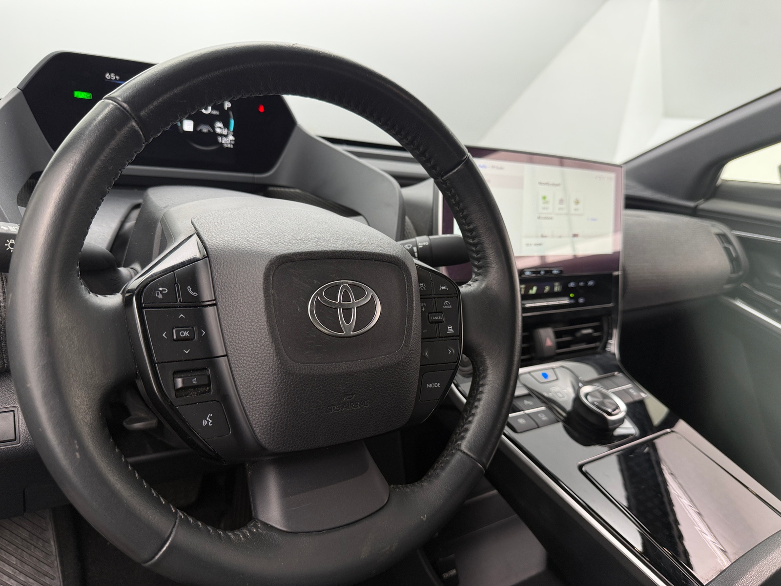 Thumbnail: 2024 Toyota bZ4X - 5