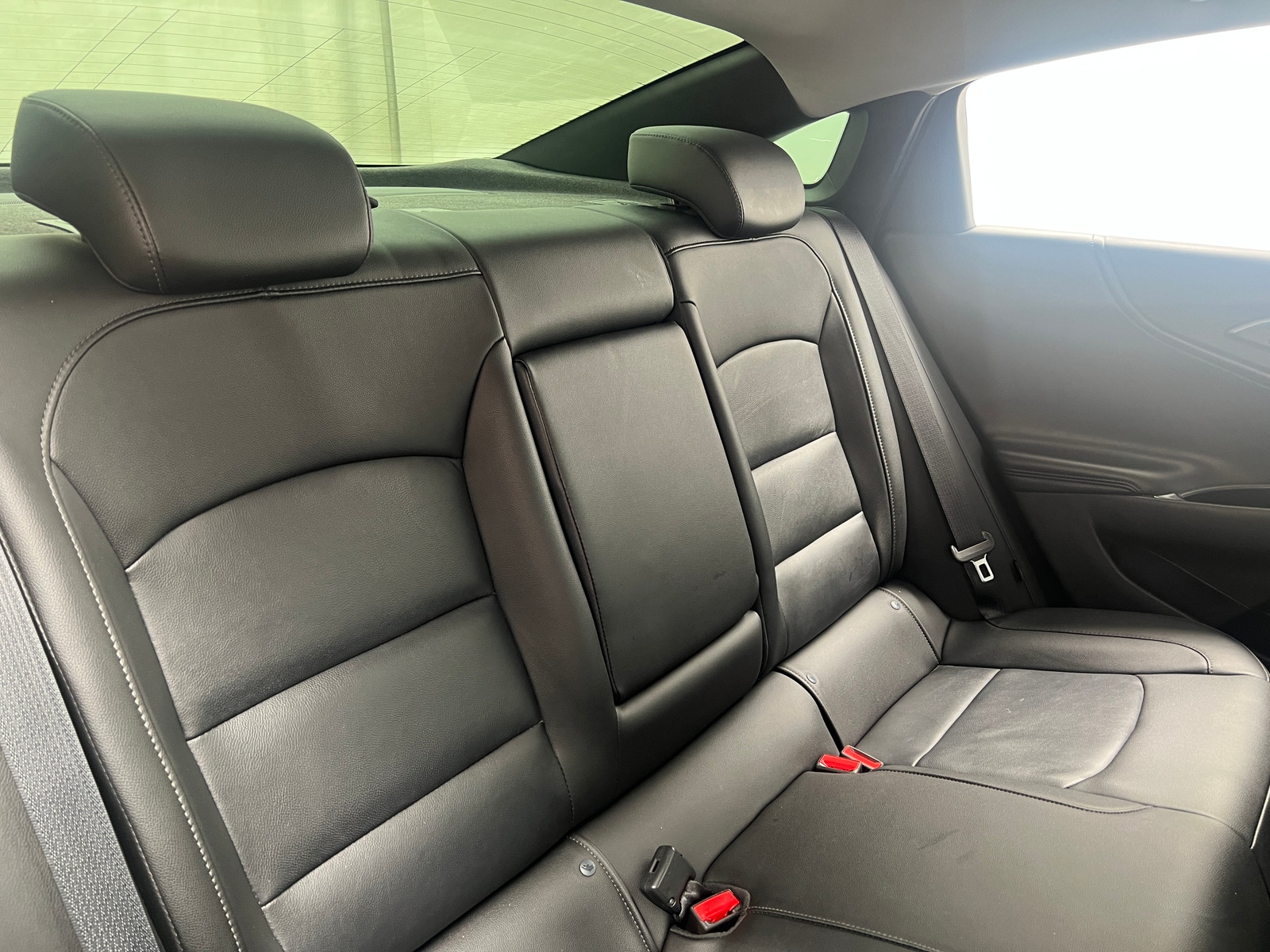 Thumbnail: 2017 Chevrolet Malibu - 6