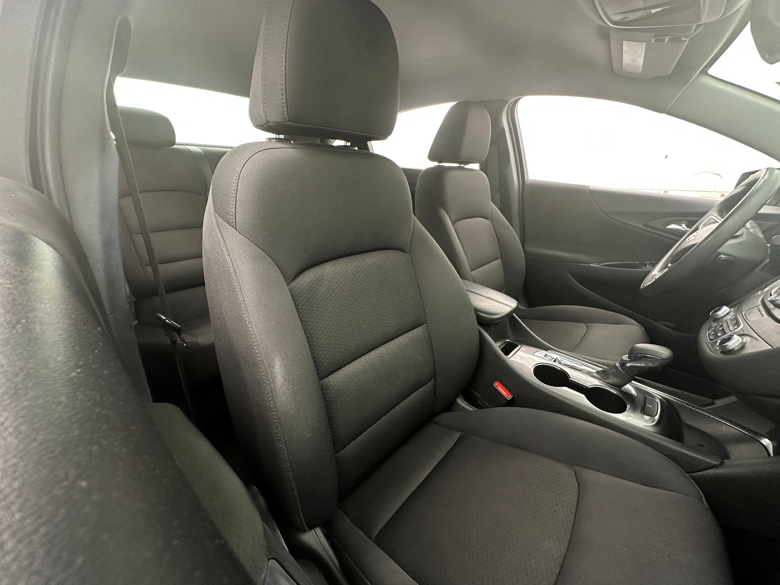 Thumbnail: 2022 Chevrolet Malibu - 2