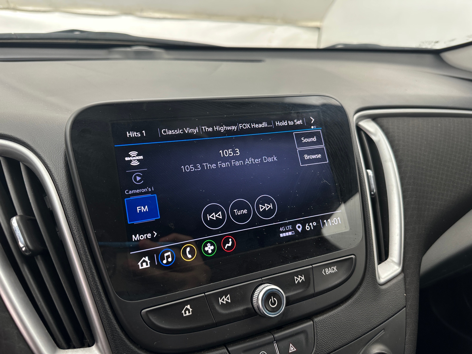 Thumbnail: 2022 Chevrolet Malibu - 4