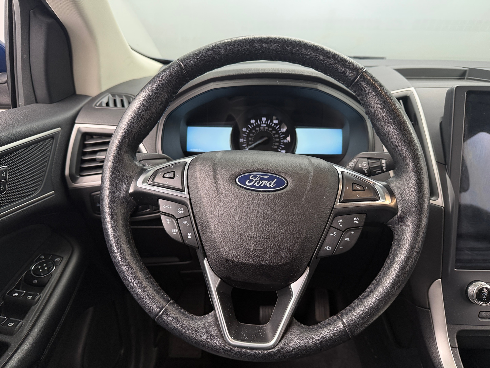 Thumbnail: 2023 Ford Edge - 4