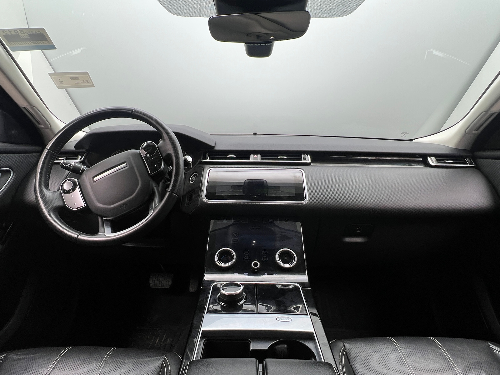 Thumbnail: 2020 Land Rover Range Rover Velar - 2