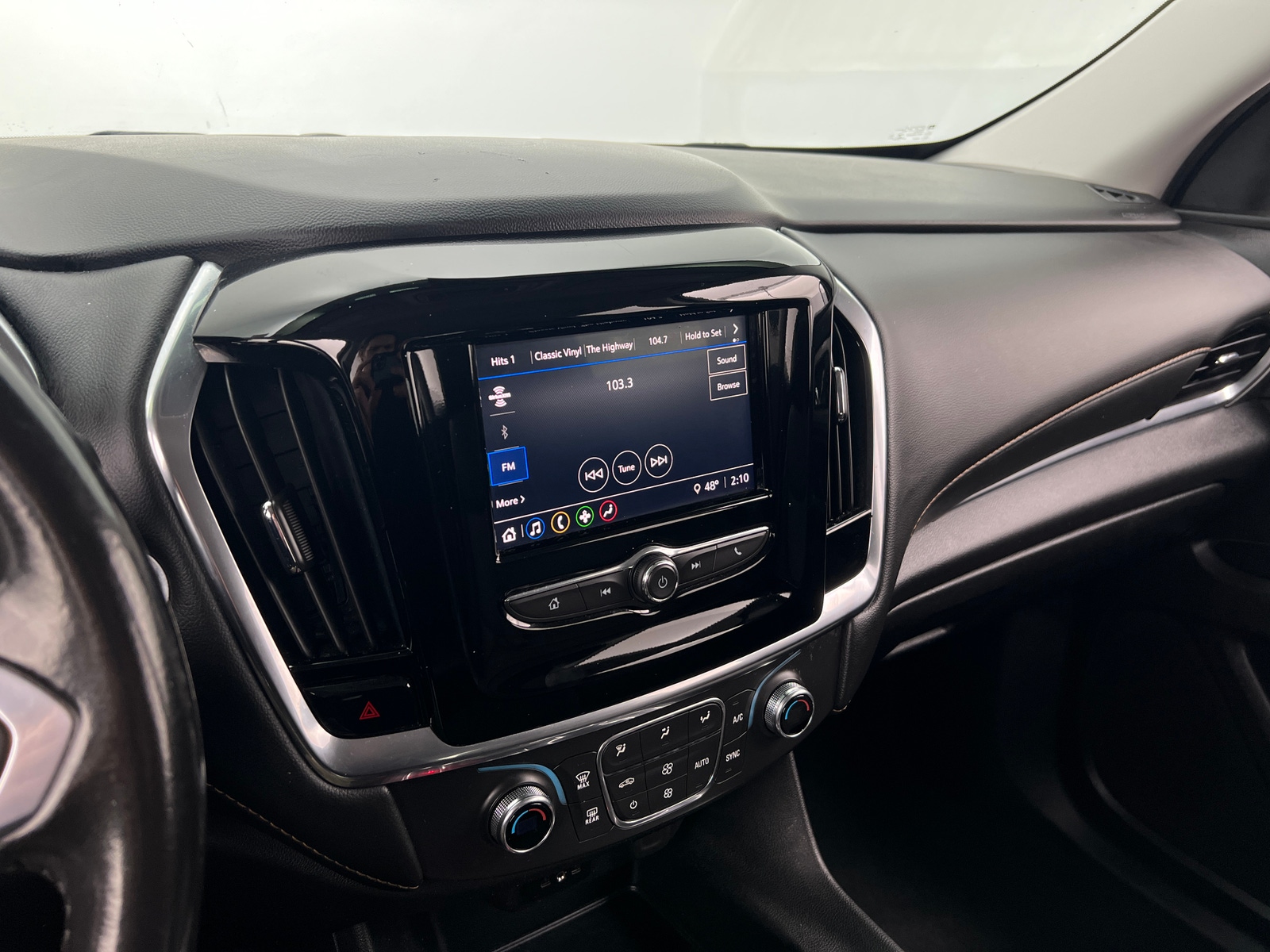 Thumbnail: 2021 Chevrolet Traverse - 4