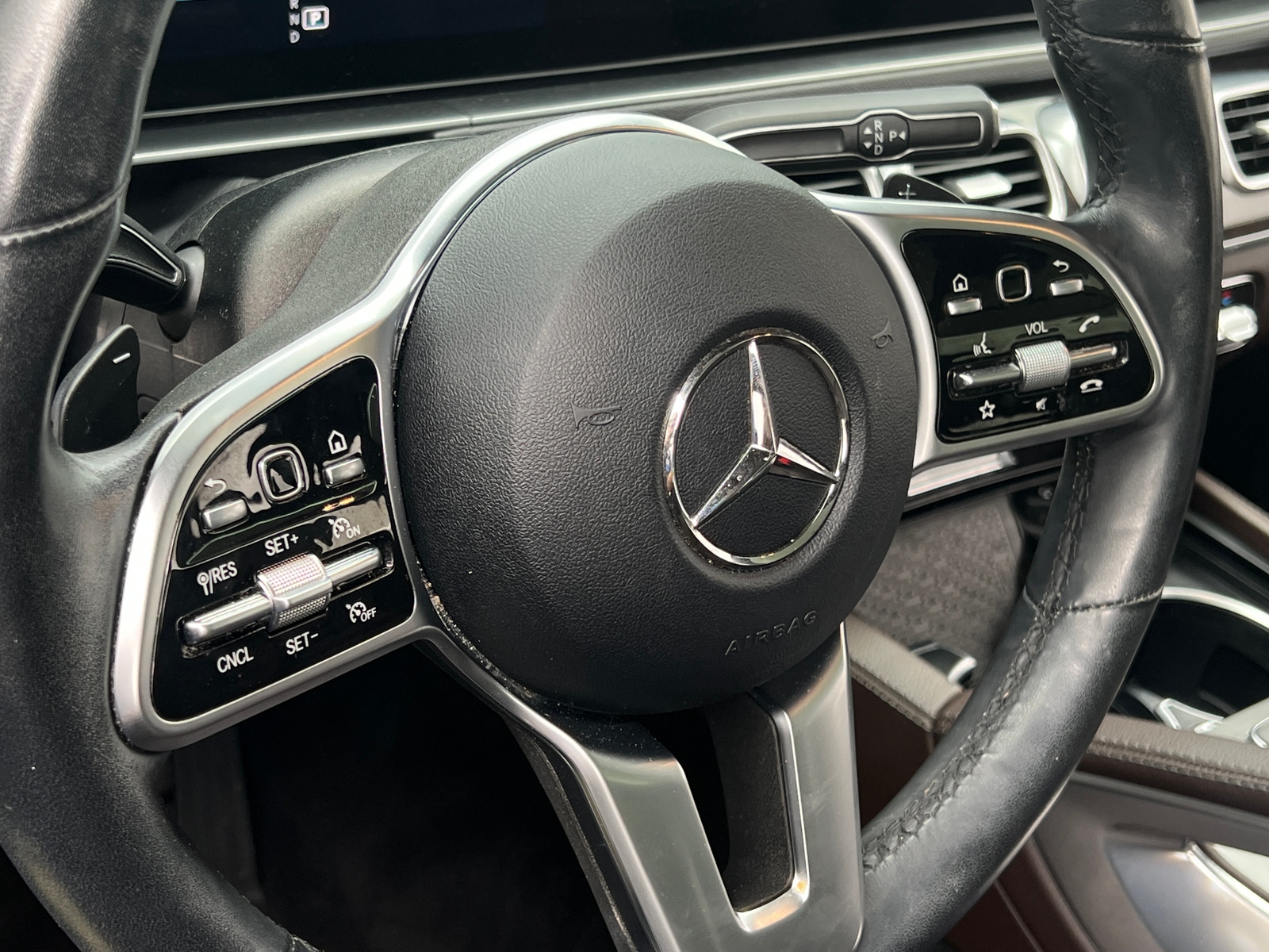 Thumbnail: 2023 Mercedes-Benz GLE - 4