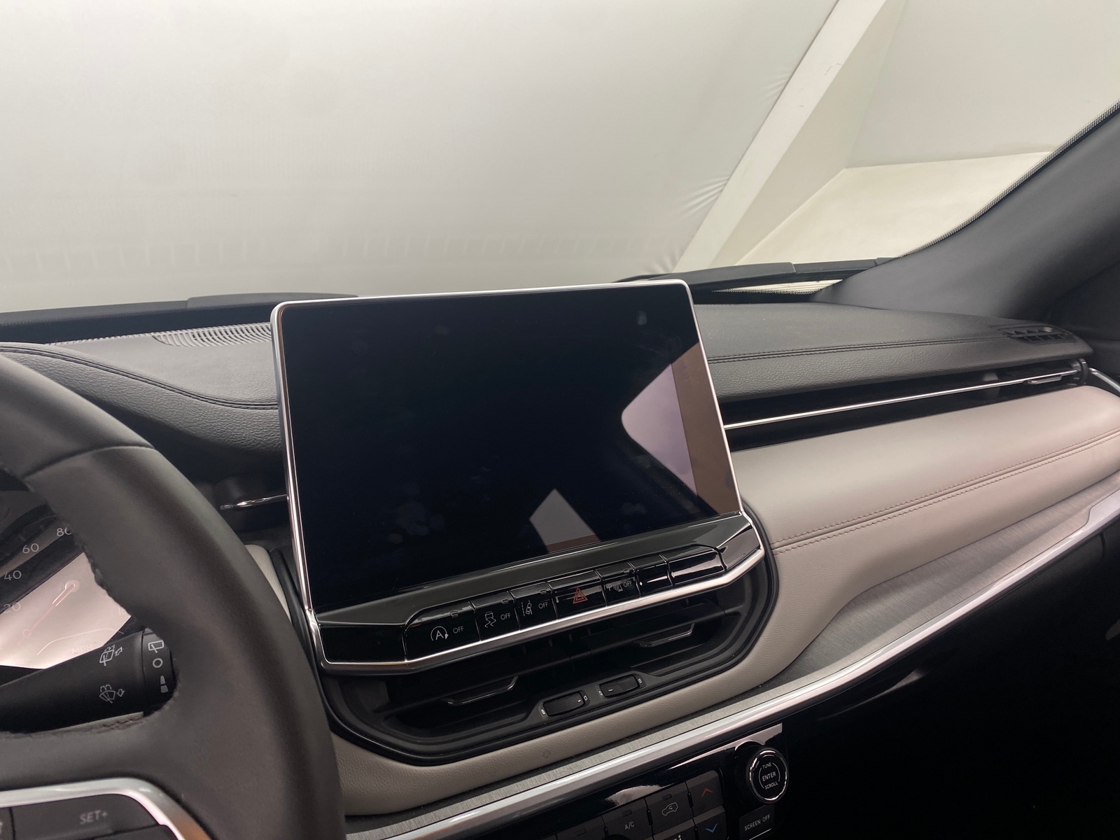 Thumbnail: 2024 Jeep Compass - 3