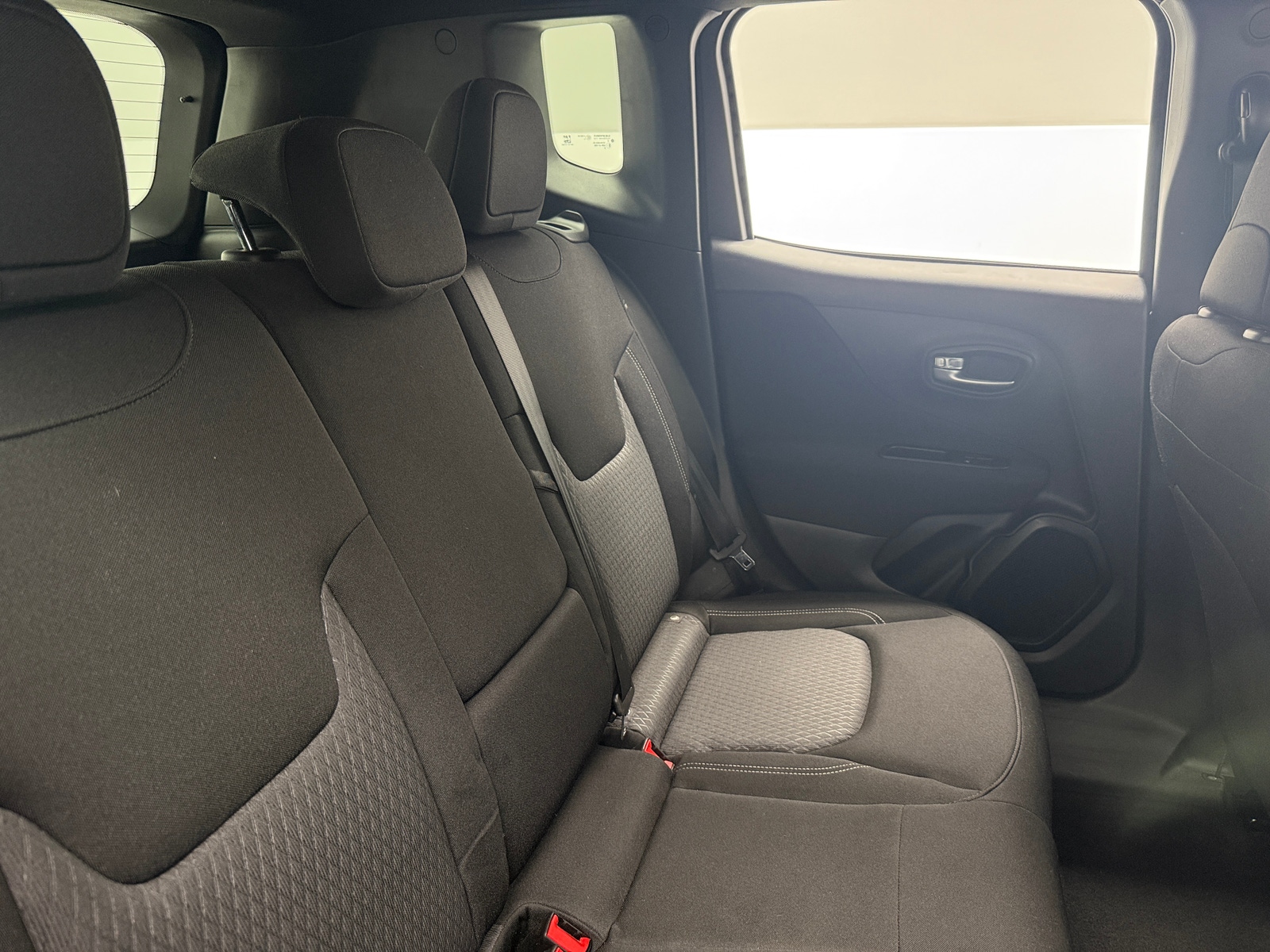 Thumbnail: 2021 Jeep Renegade - 6