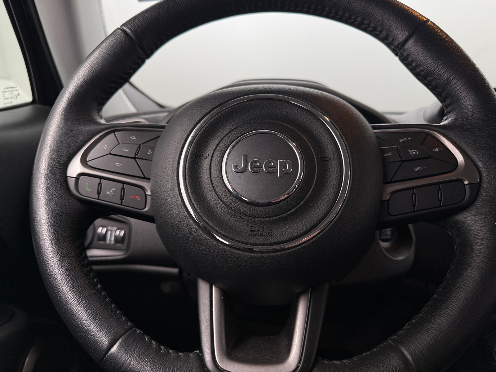 Thumbnail: 2022 Jeep Renegade - 5