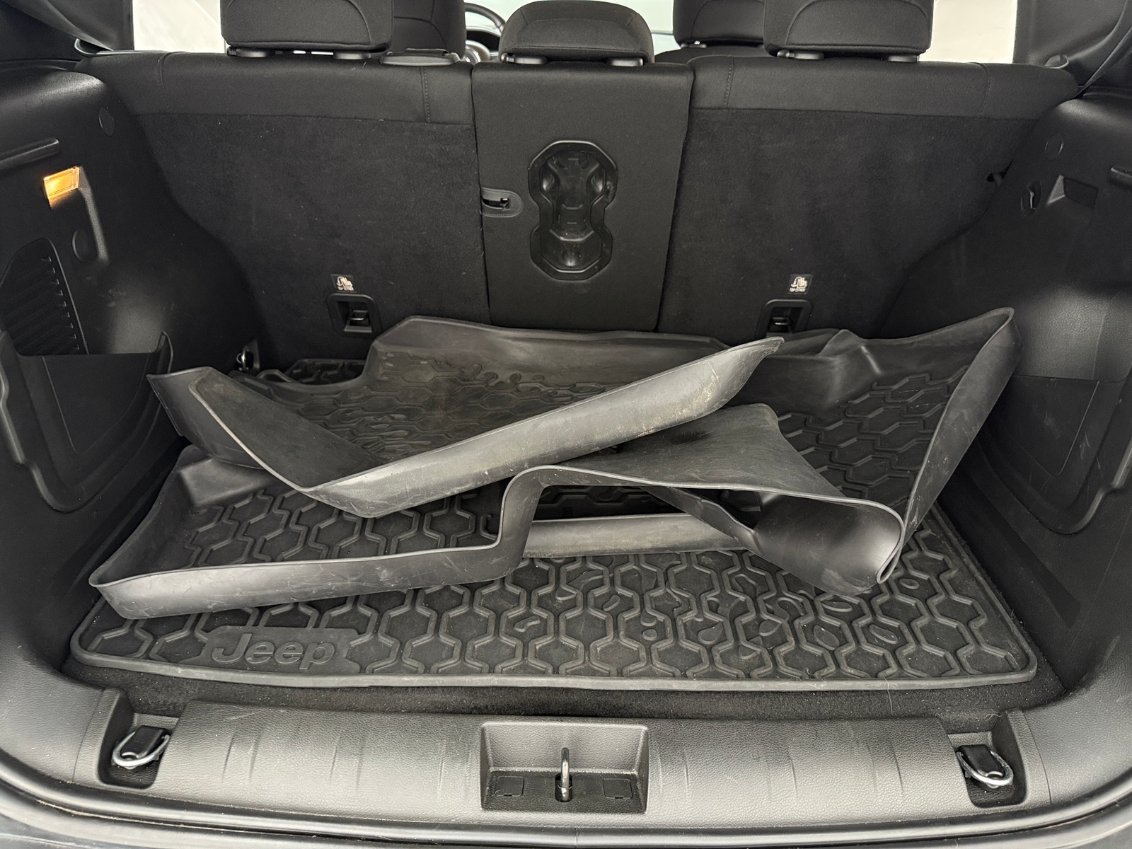 Thumbnail: 2022 Jeep Renegade - 7