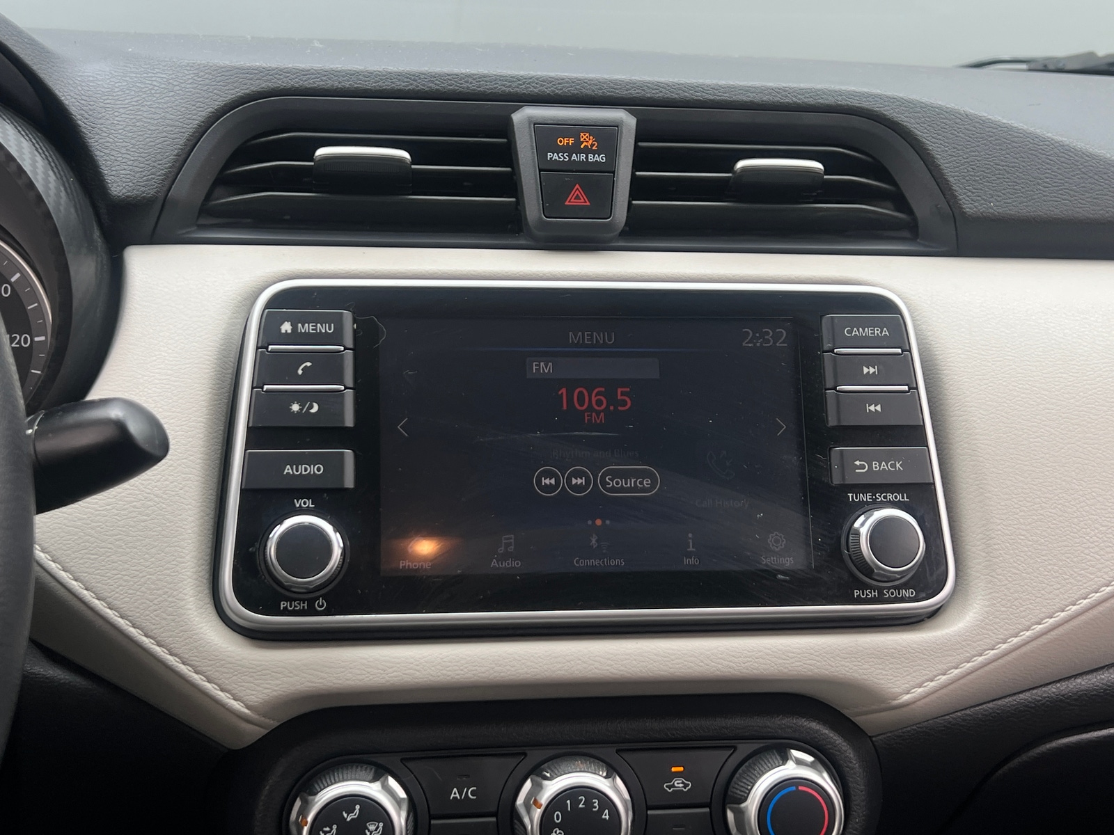 Thumbnail: 2021 Nissan Versa - 4