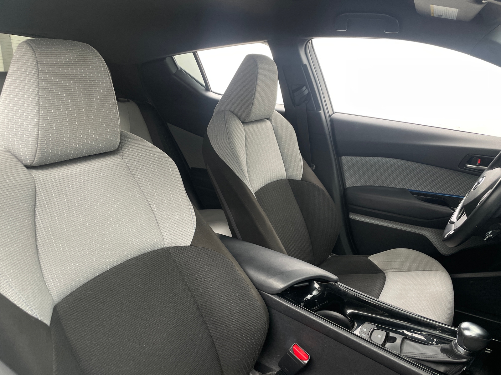 Thumbnail: 2019 Toyota C-HR - 2