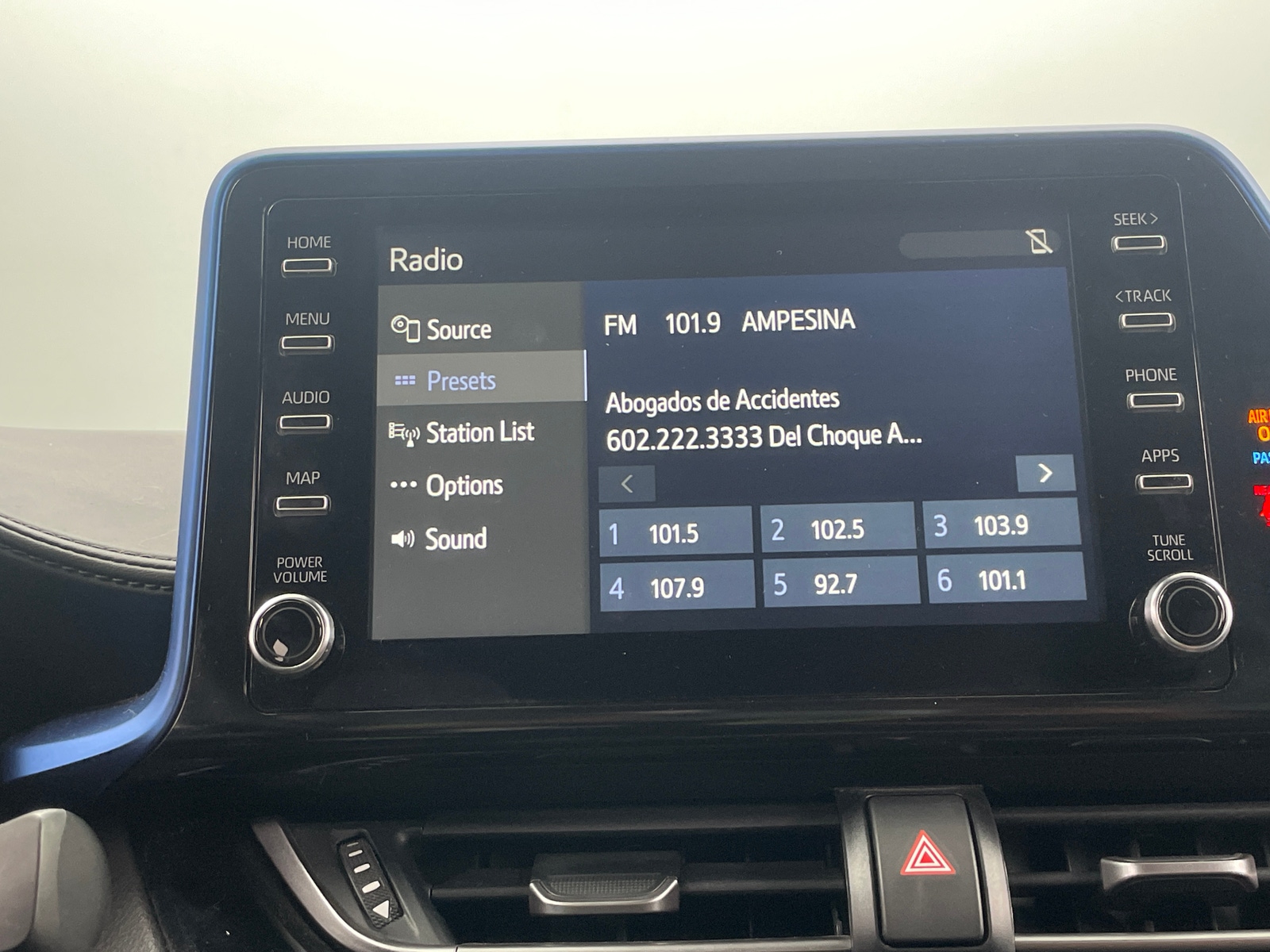 Thumbnail: 2019 Toyota C-HR - 4