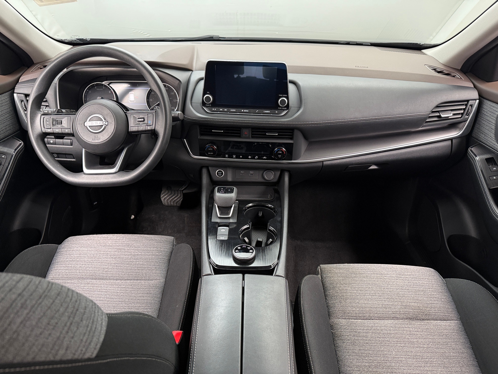 Thumbnail: 2023 Nissan Rogue - 3