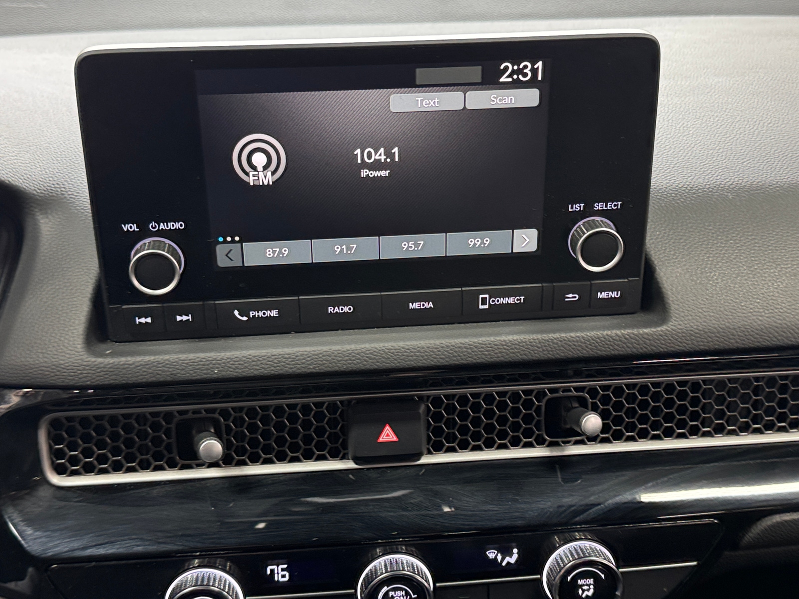 Thumbnail: 2024 Honda Civic - 4