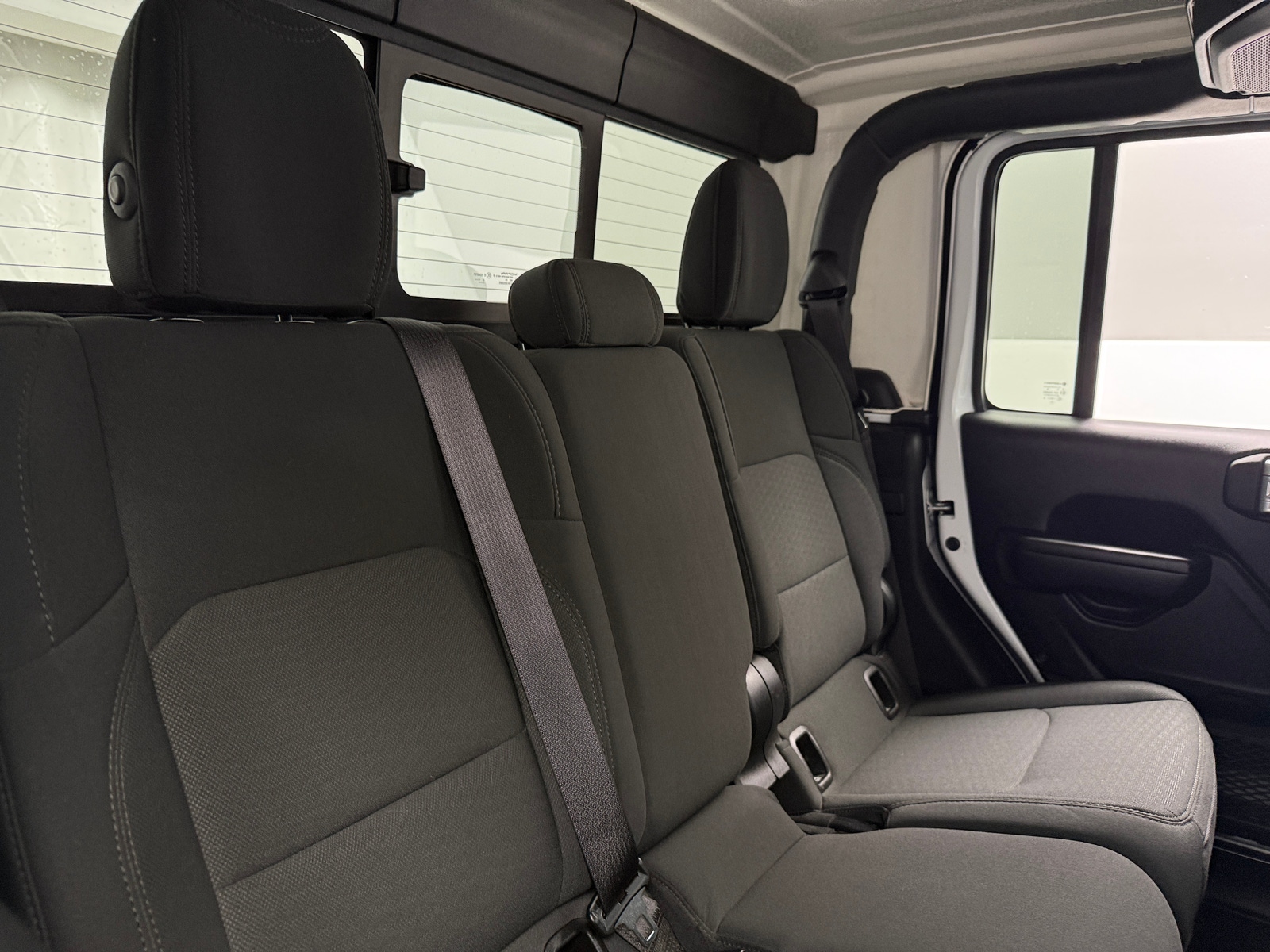 Thumbnail: 2021 Jeep Gladiator - 6