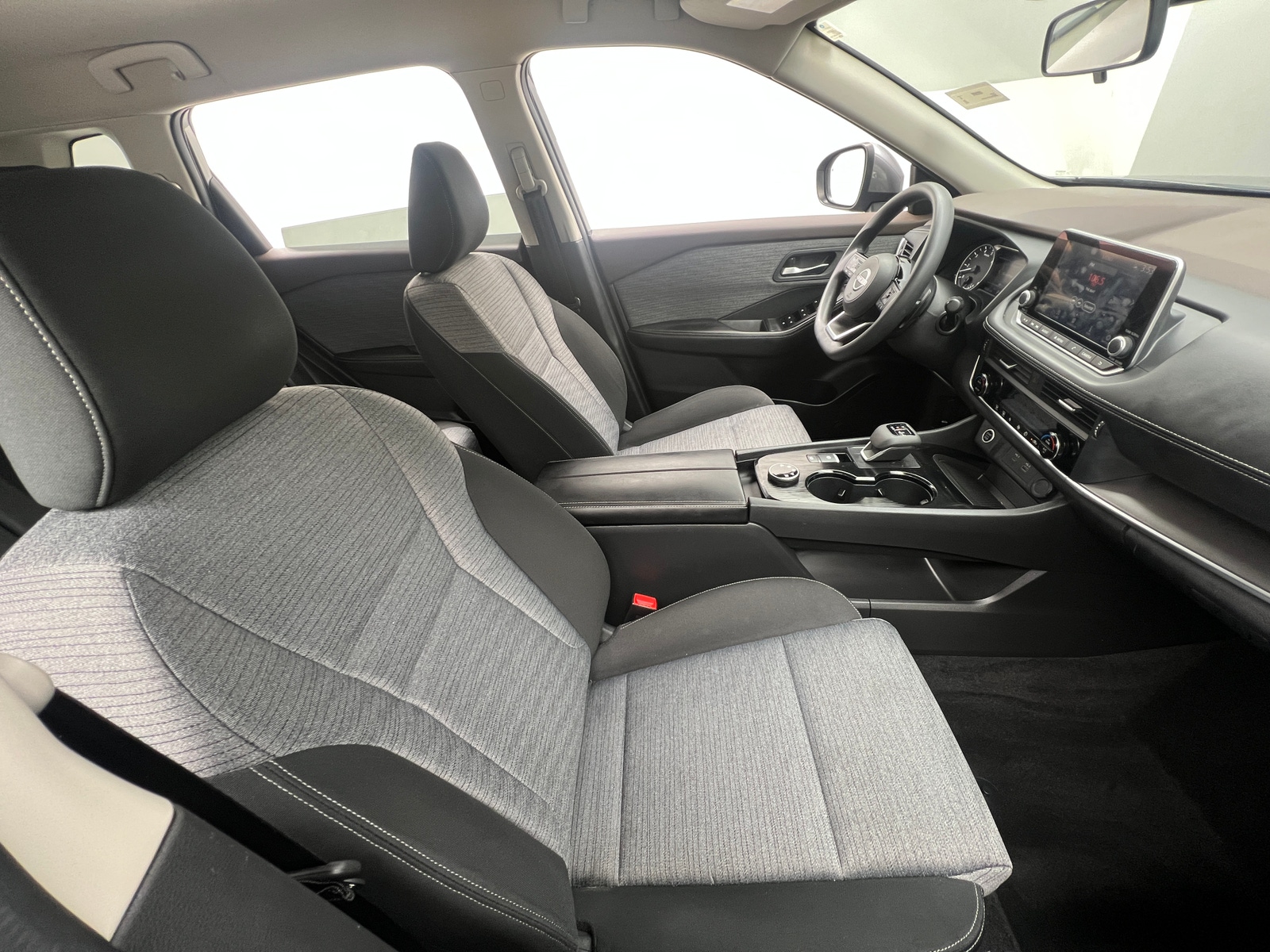 Thumbnail: 2023 Nissan Rogue - 2