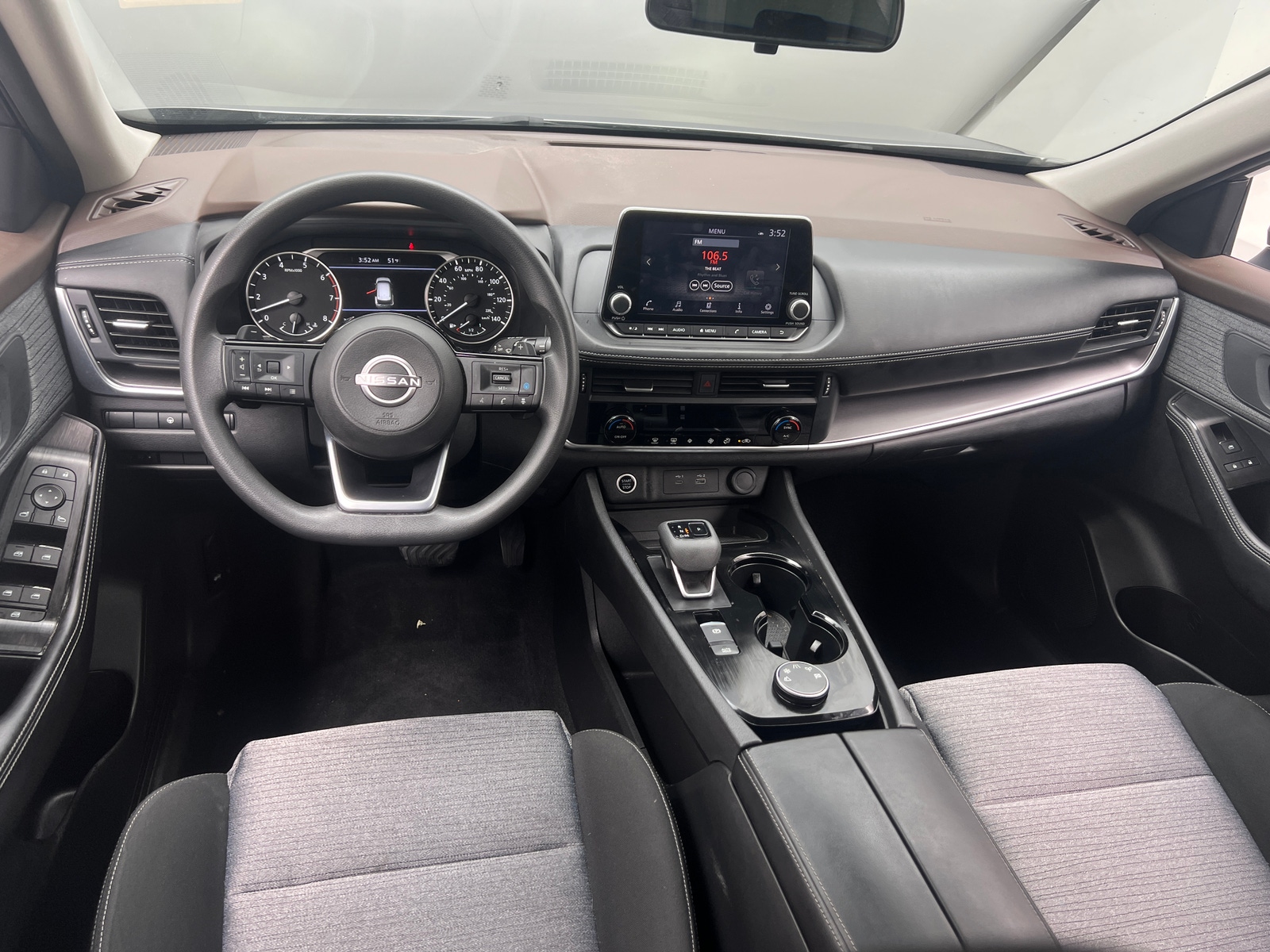 Thumbnail: 2023 Nissan Rogue - 3