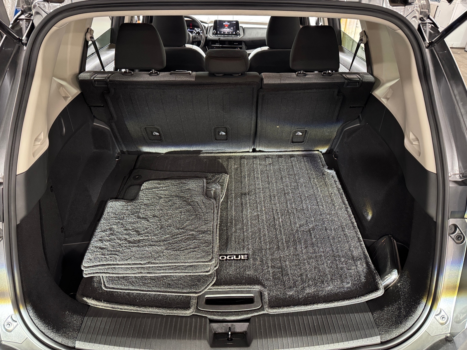 Thumbnail: 2023 Nissan Rogue - 7