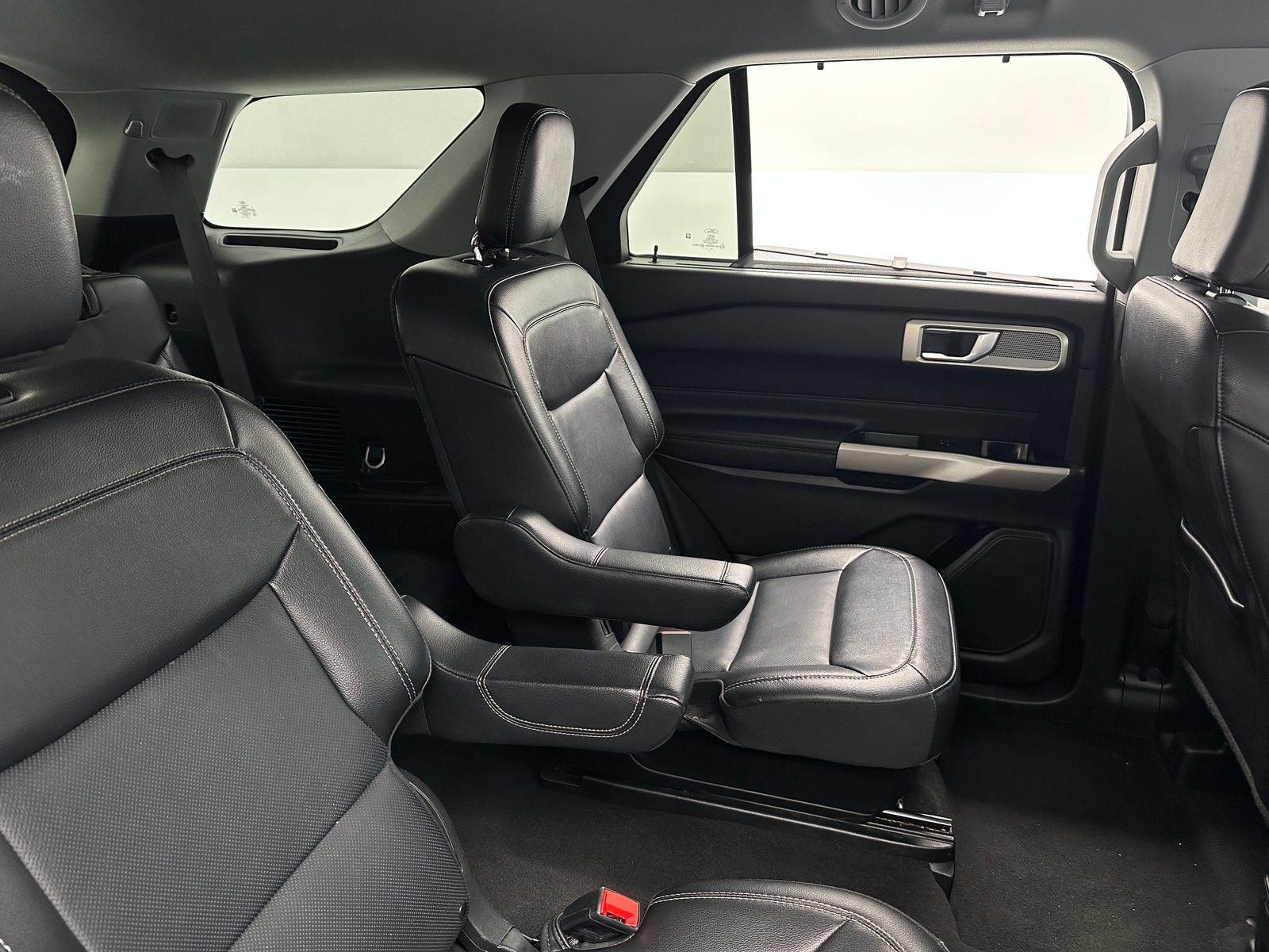 Thumbnail: 2023 Ford Explorer - 5