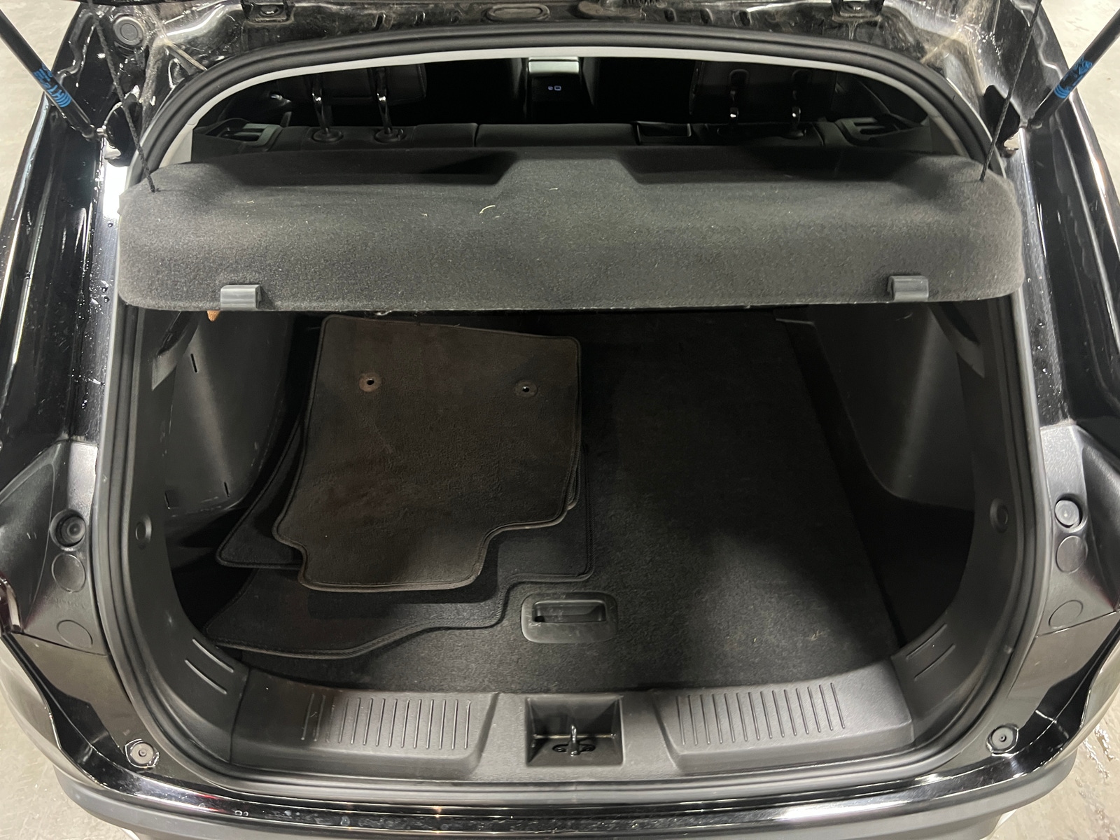 Thumbnail: 2025 Chevrolet Trax - 7