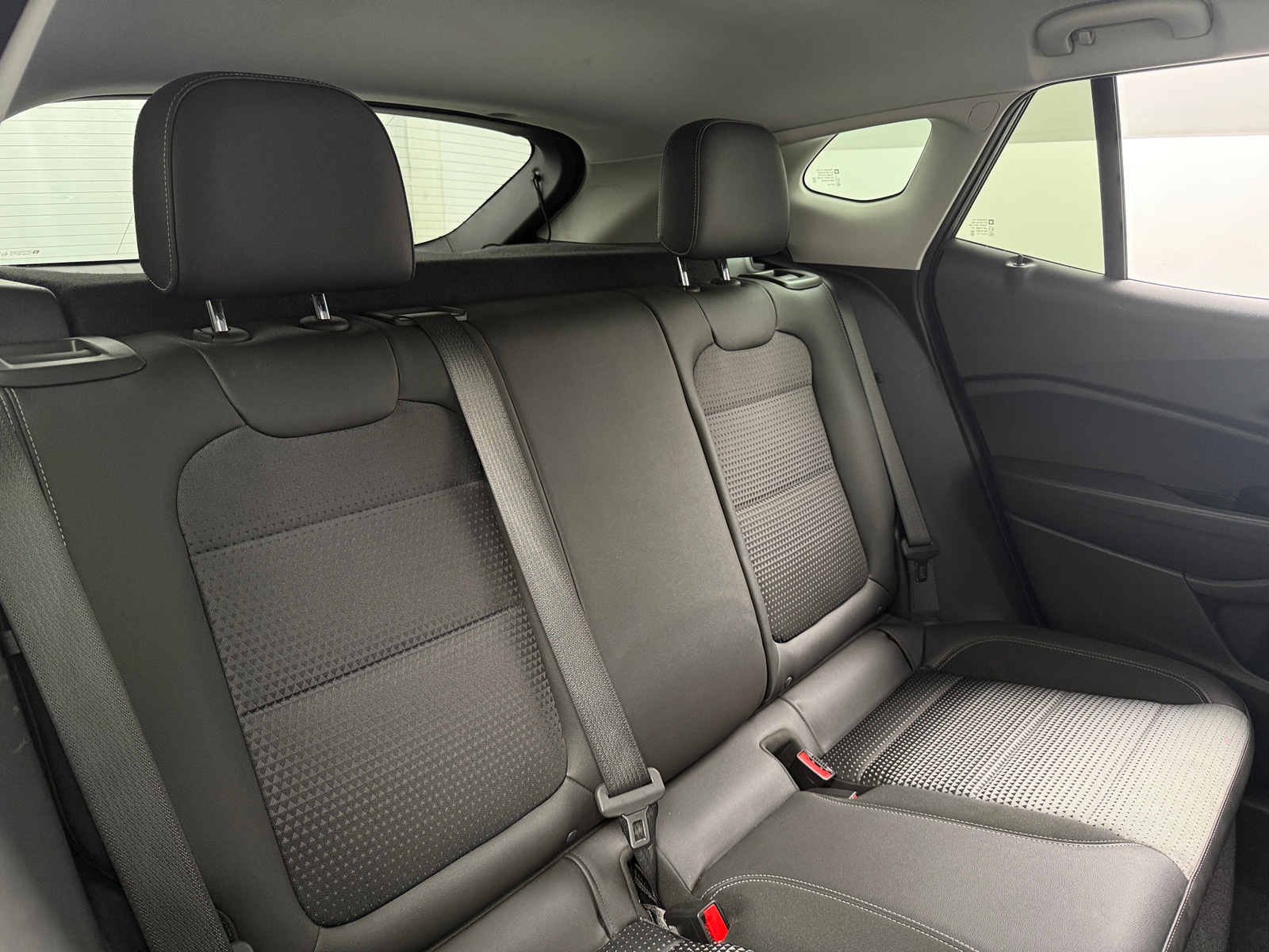 Thumbnail: 2025 Chevrolet Trax - 6