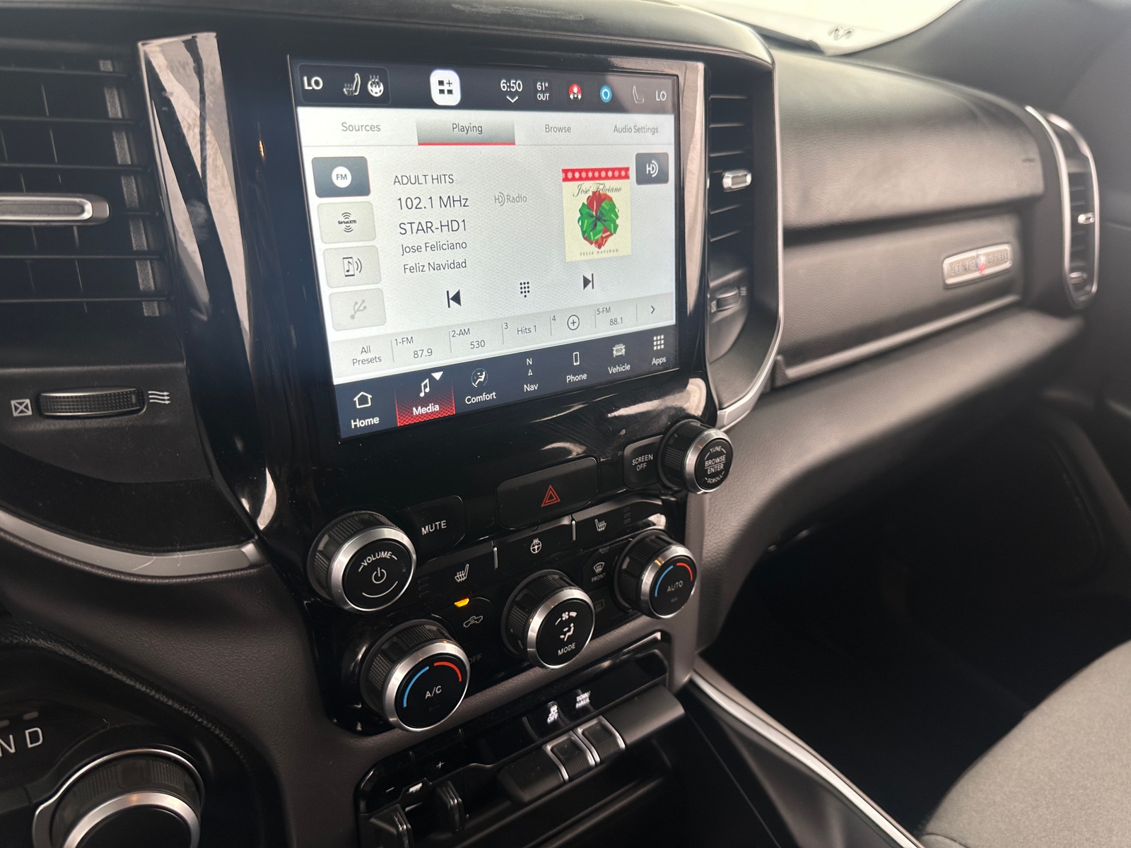 Thumbnail: 2024 RAM 1500 - 4