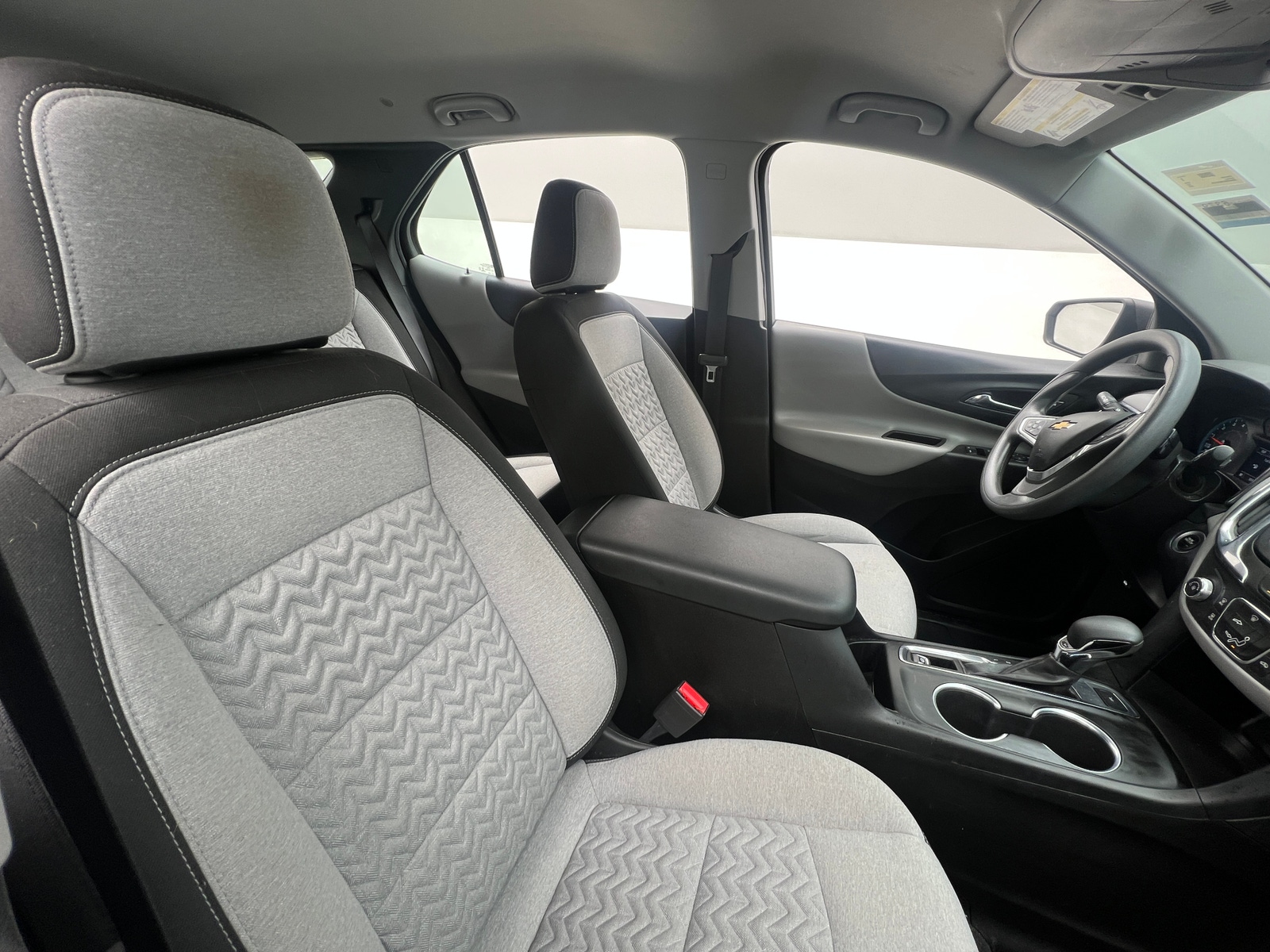 Thumbnail: 2022 Chevrolet Equinox - 2