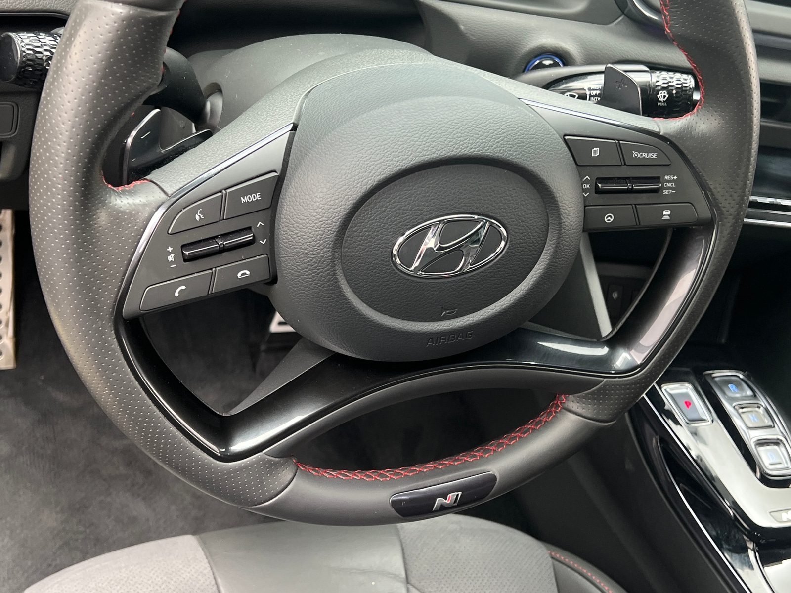 Thumbnail: 2023 Hyundai Sonata - 4