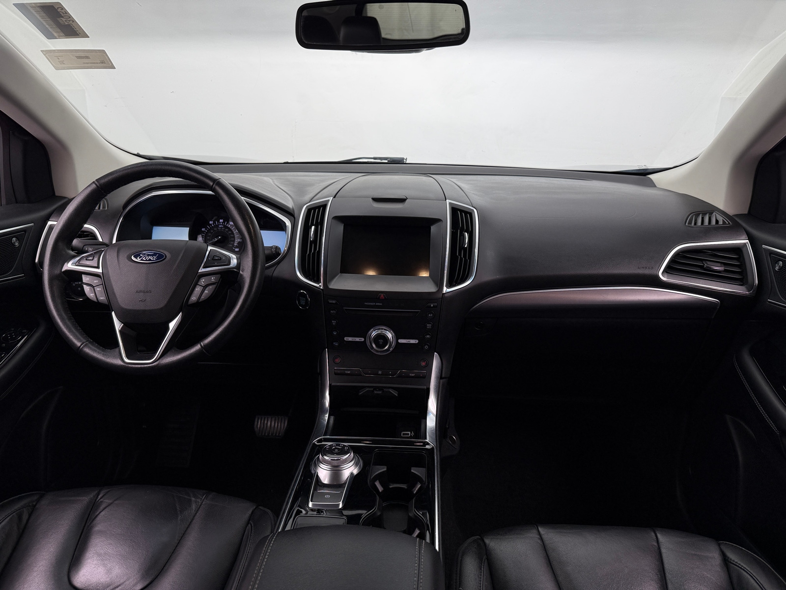 Thumbnail: 2019 Ford Edge - 2