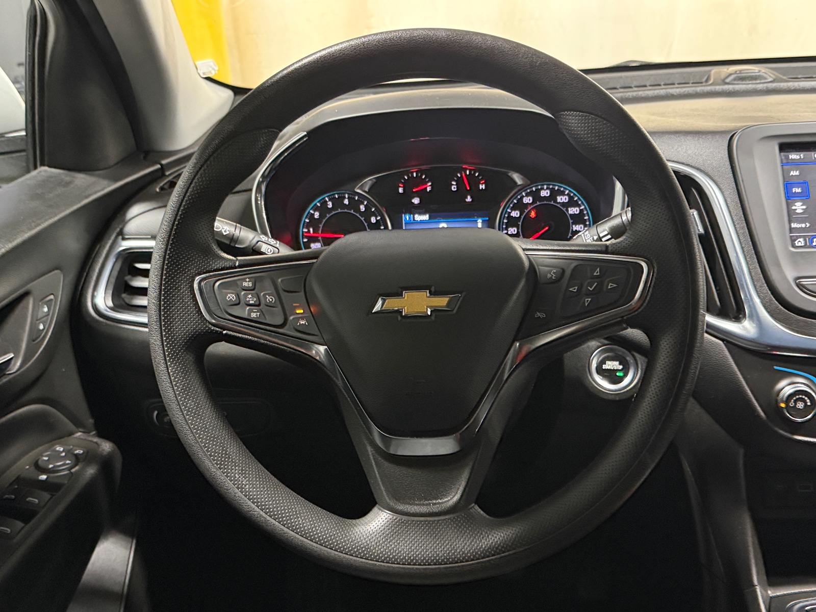 Thumbnail: 2023 Chevrolet Equinox - 5